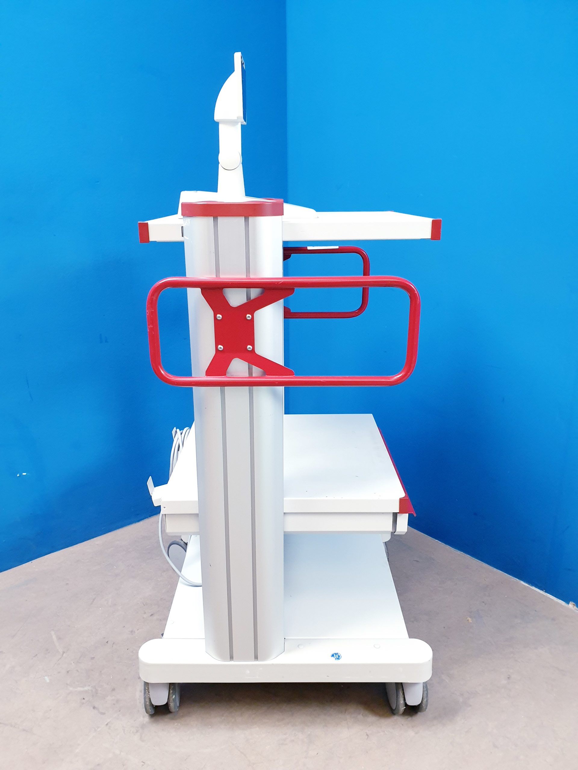Richard Wolf Endoskopie Turm – Rollbar – Fahrbar thumbnail 5