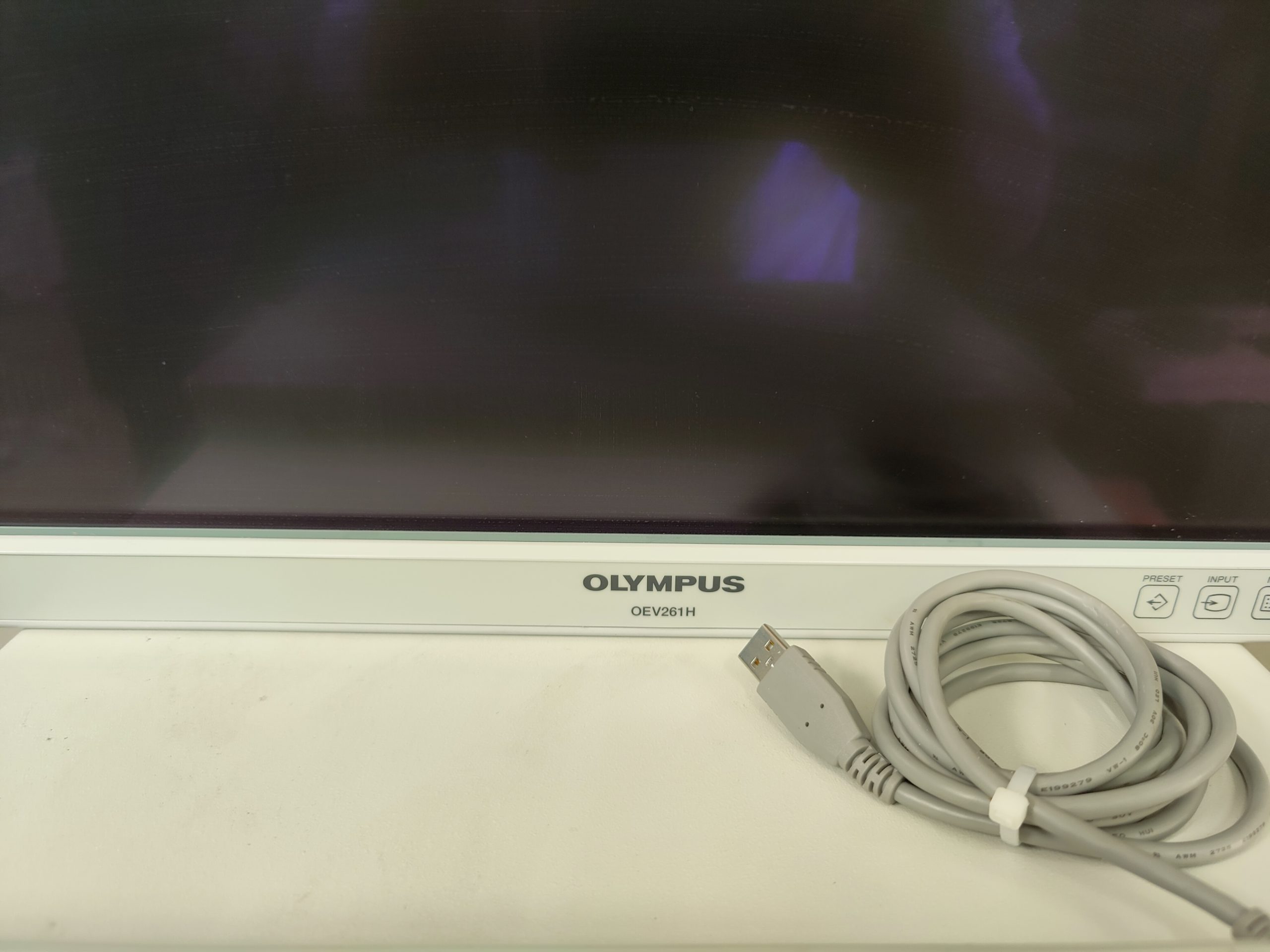 Olympus EXERA III CV-190 + CLV-190 + OEV261H + MAJ-1922 + MAJ-1941 + MAJ-1933 thumbnail 3