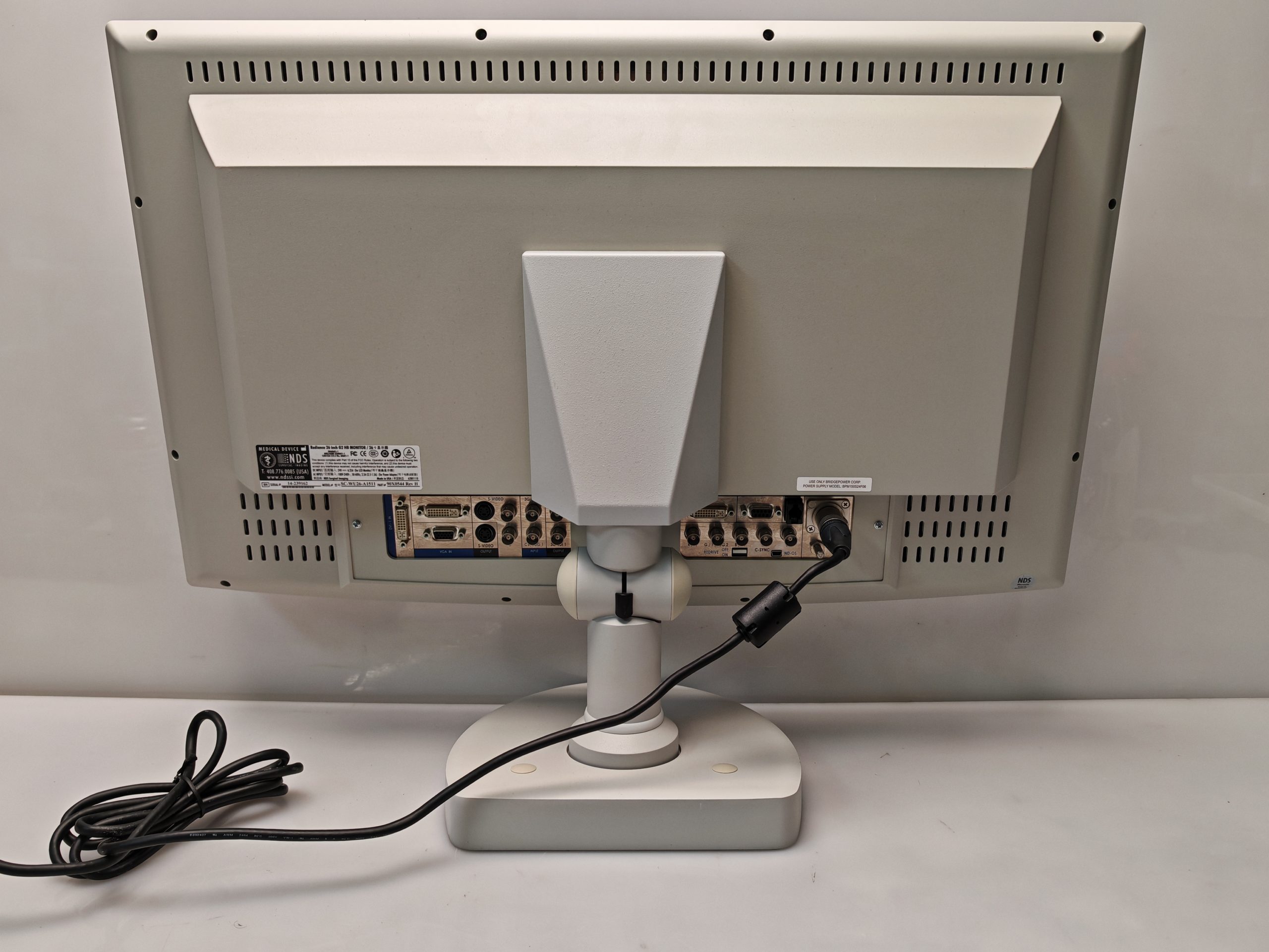 Richard Wolf – NDS Radiance SC-WU26-A1511 26 FHD Surgical Display Monitor thumbnail 5
