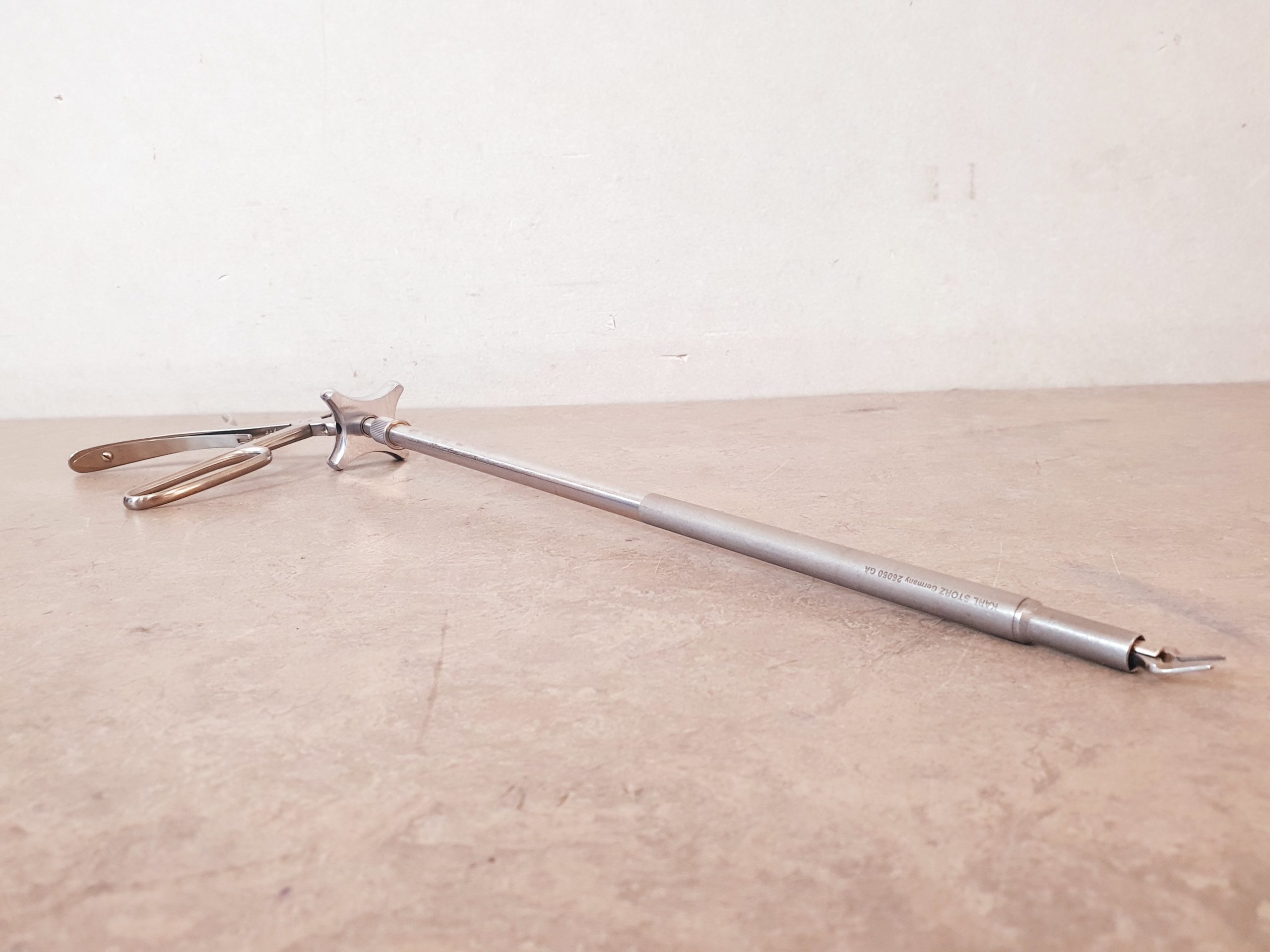 Karl Storz 26060 GA Medium Clip Applier Endoscopic Stainless Metal Equipment — image 1 of 8