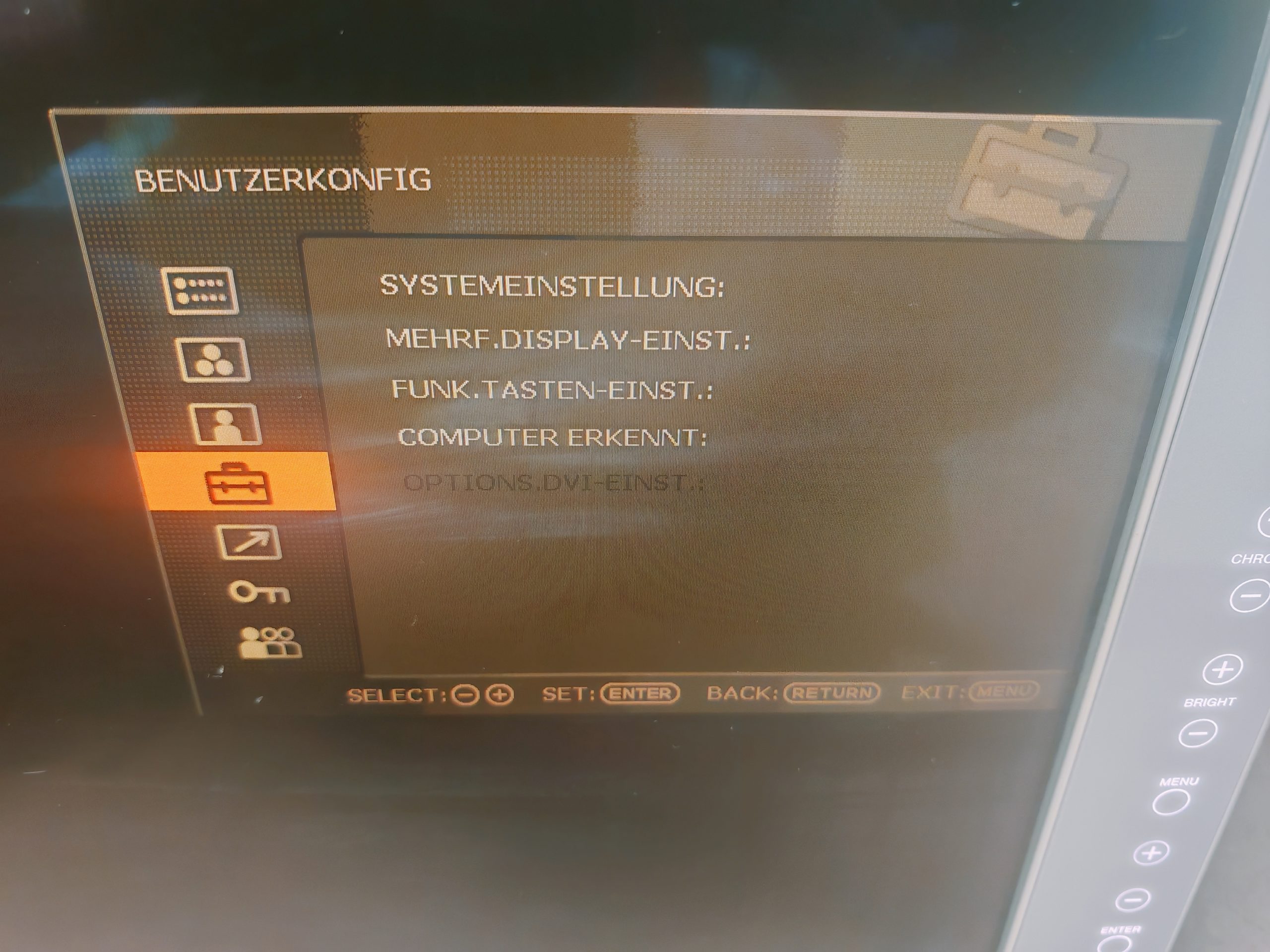 Sony LMD2451MD // LMD-2451MD – HD Monitor für die Endoskopie mit Netzteil thumbnail 22