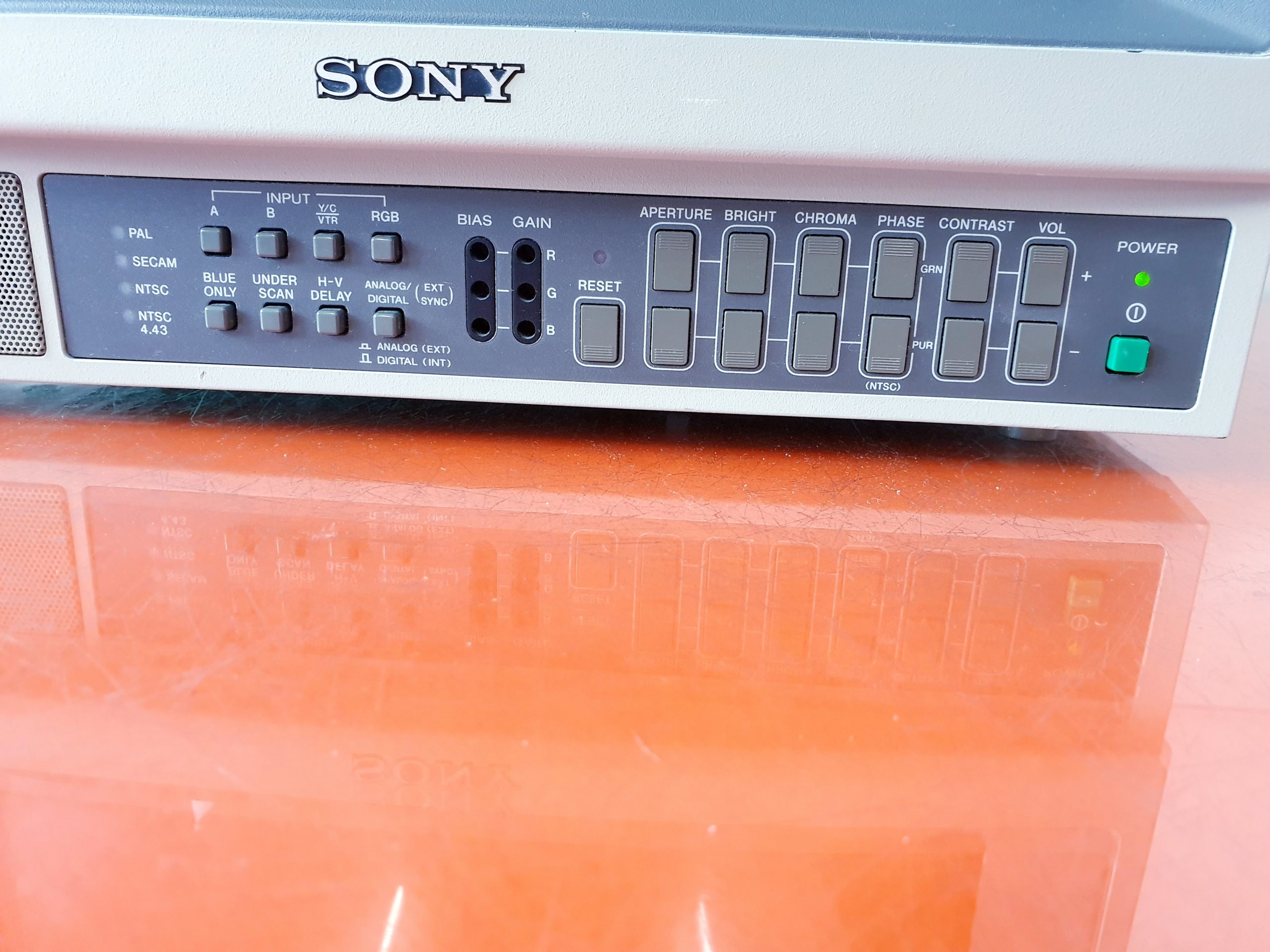 Sony PVM-1443MD Trinitron Monitor-Endoskopie thumbnail 2