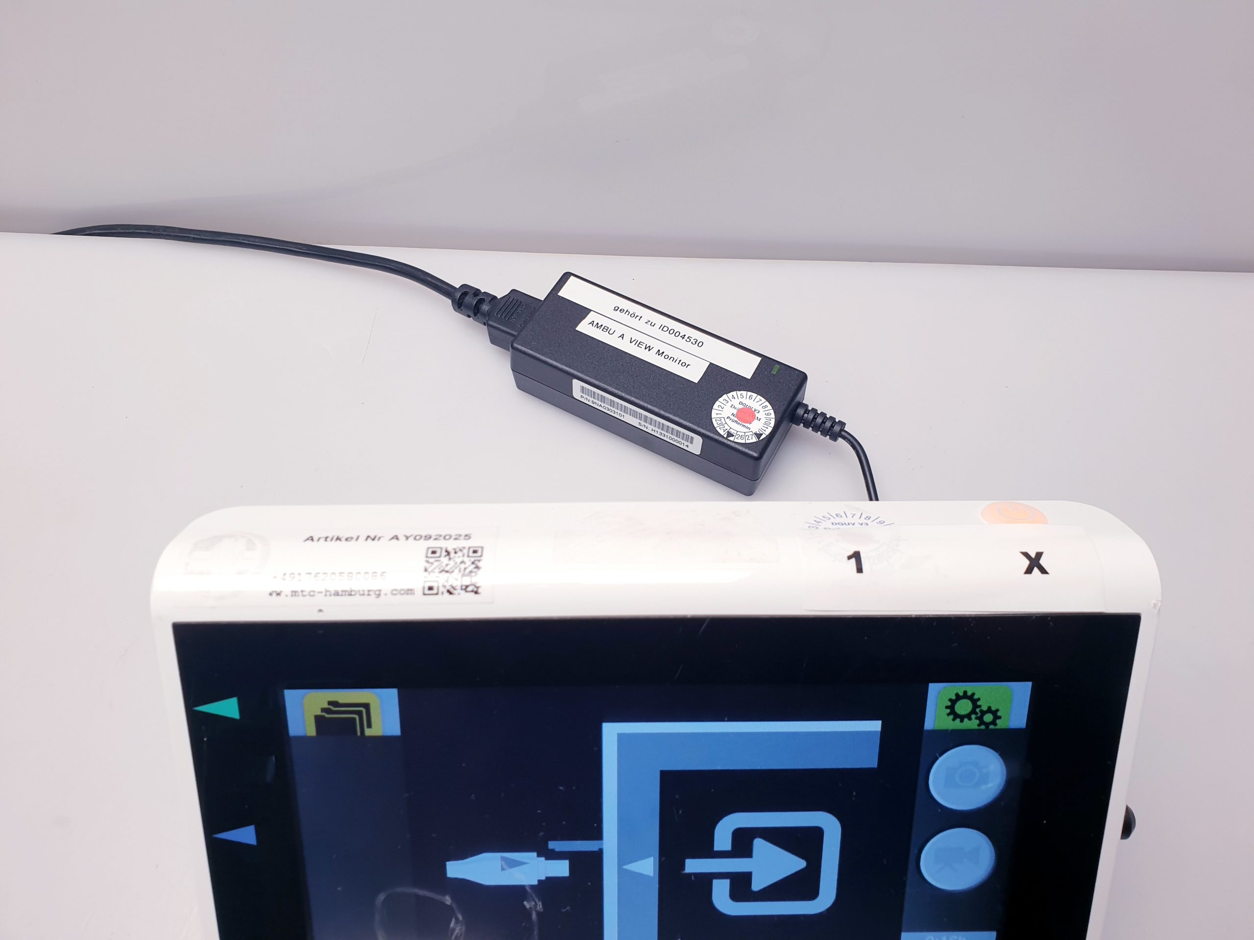 Ambu aView 405002000 Endoscopy Display Monitor thumbnail 10