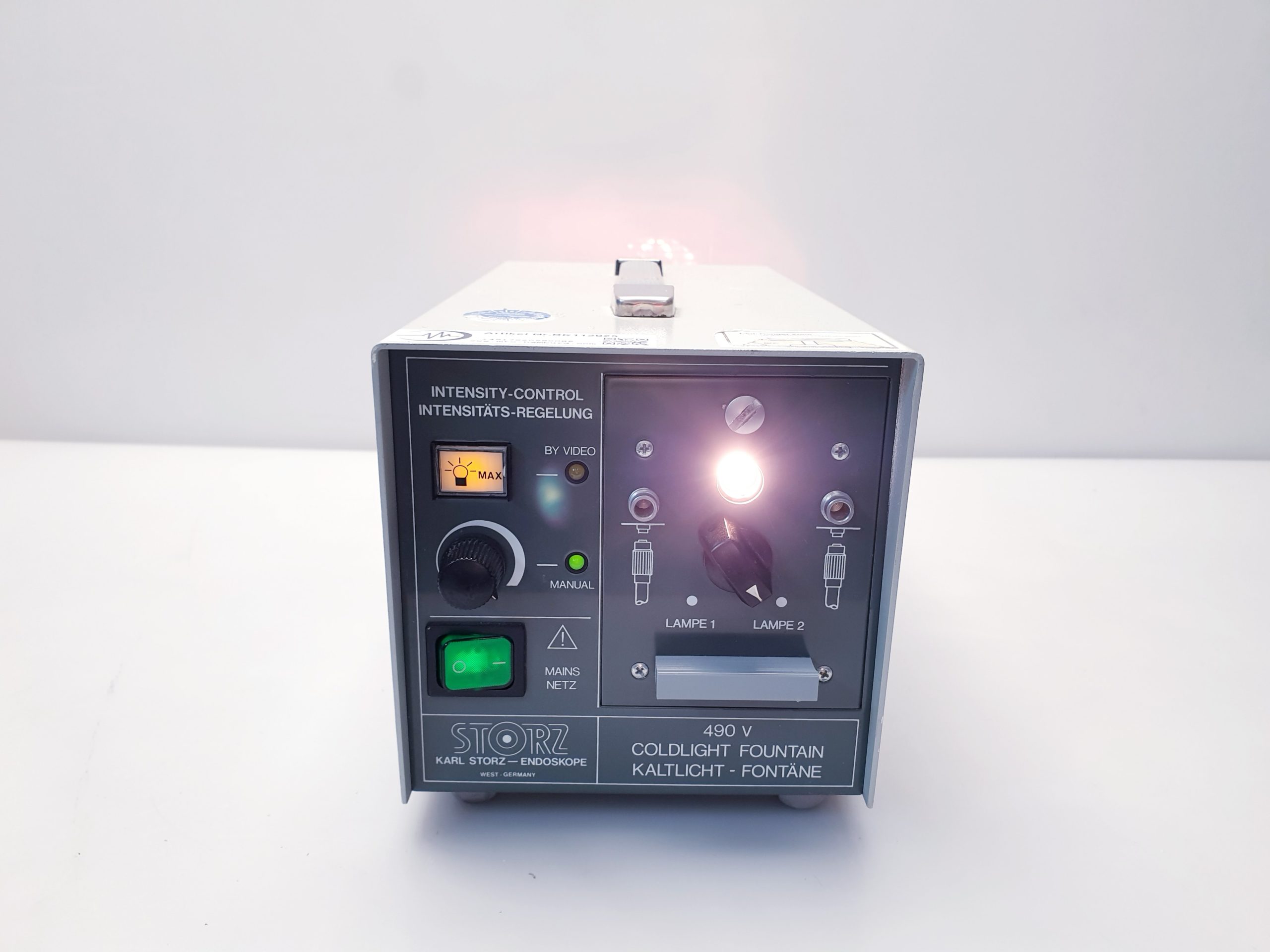 Karl Storz 490v – 490 V Kaltlichtquelle thumbnail 2