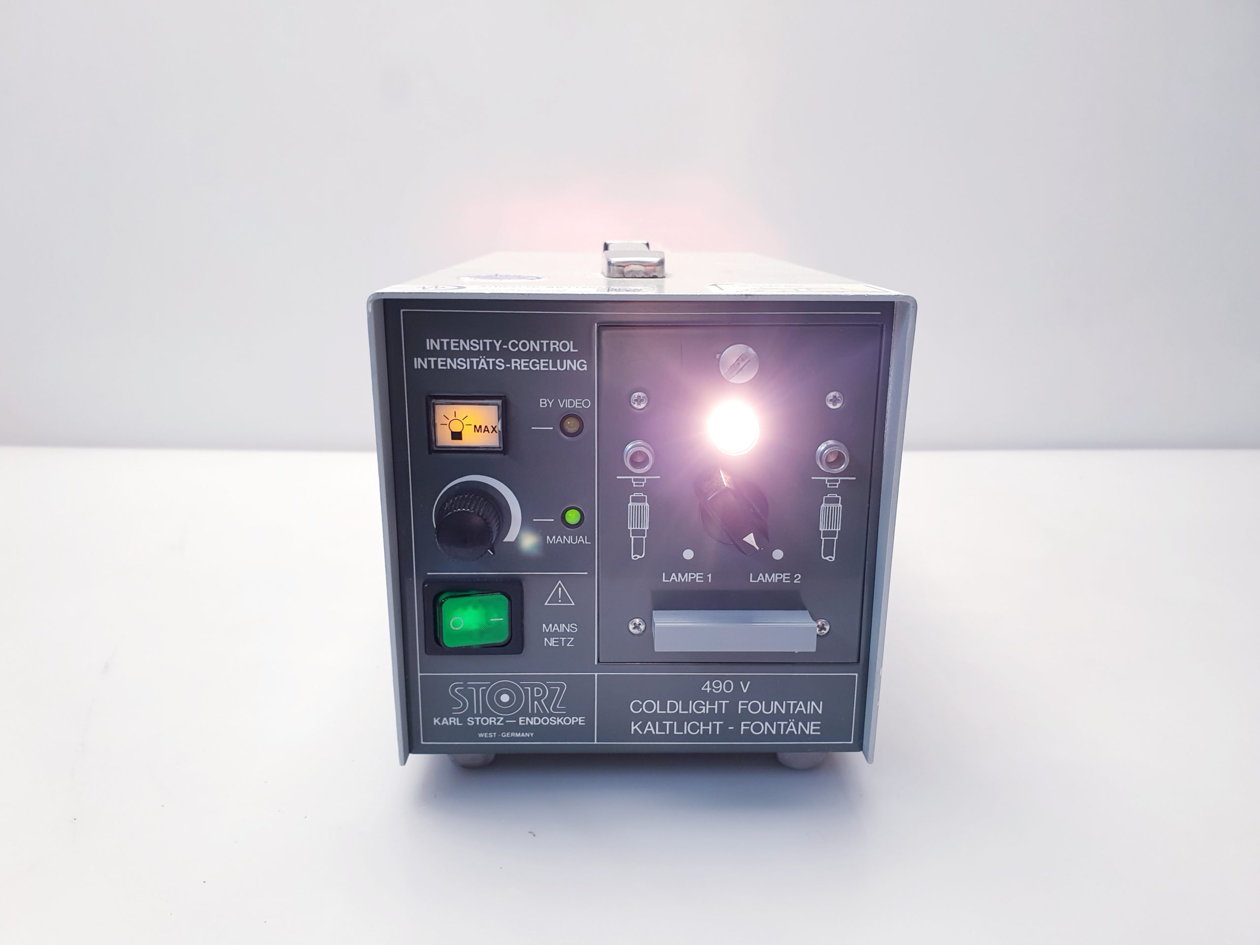 Karl Storz 490v – 490 V Kaltlichtquelle thumbnail 3