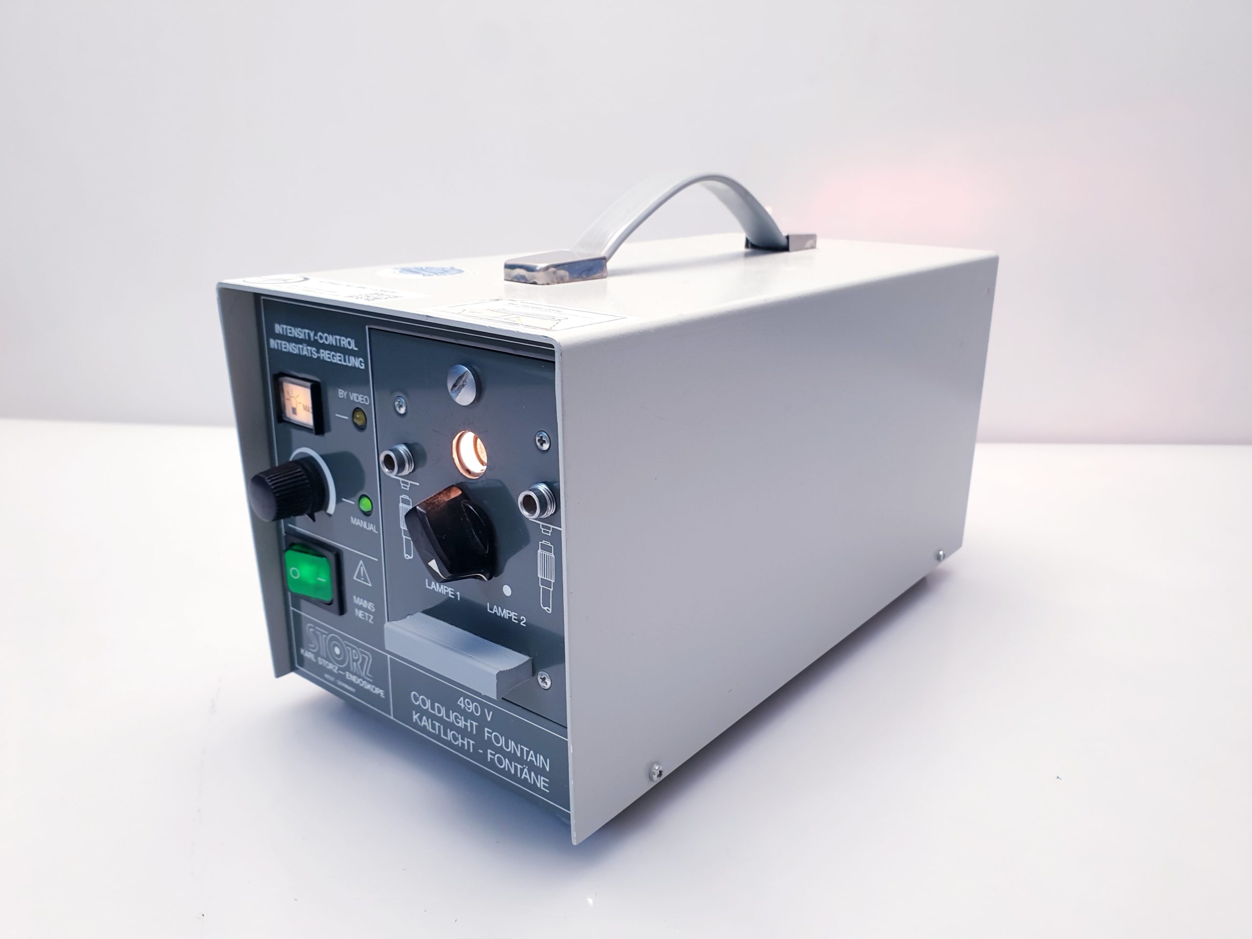 Karl Storz 490v – 490 V Kaltlichtquelle thumbnail 6
