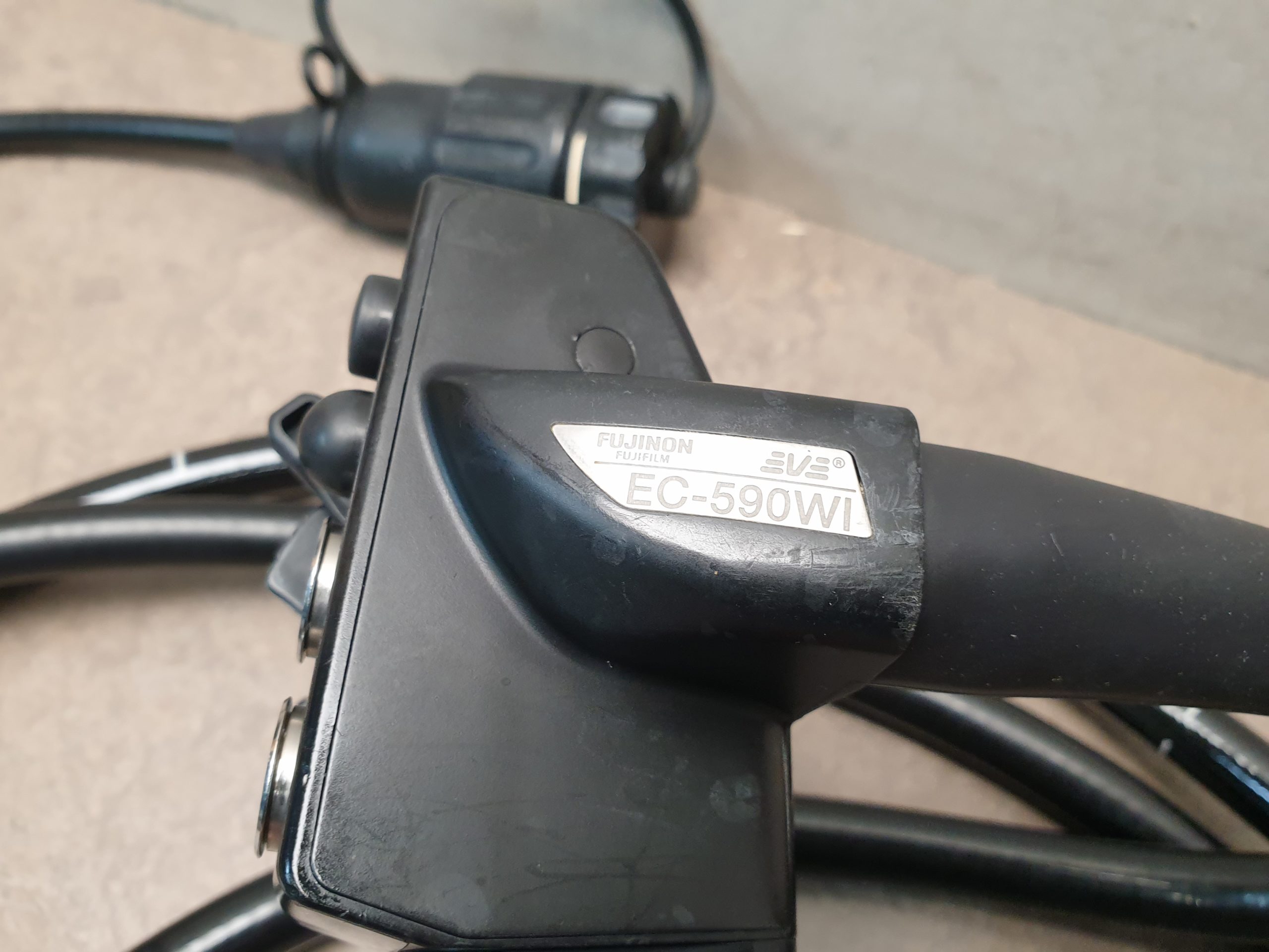 Fujinon EC-590WI Colonoscope – Kolonoskop – Videokolonoskop thumbnail 10