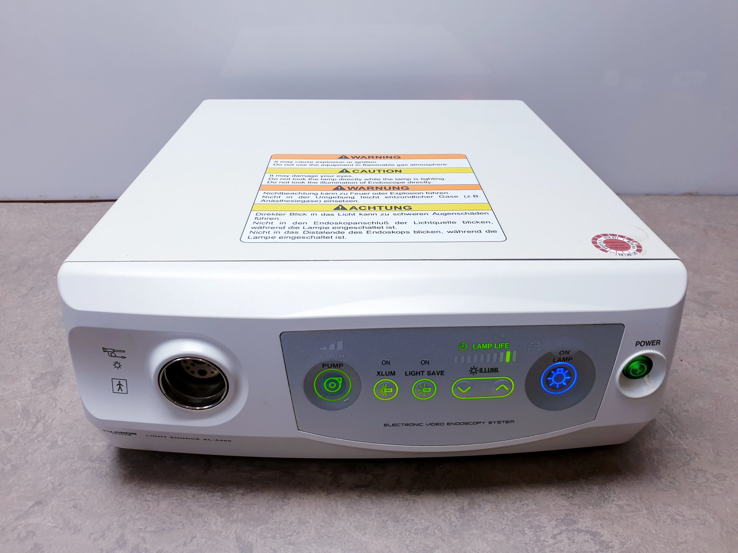 Fuji Fuifilm XL-4450 Light Source Electronic Video Endoscopy System thumbnail 5