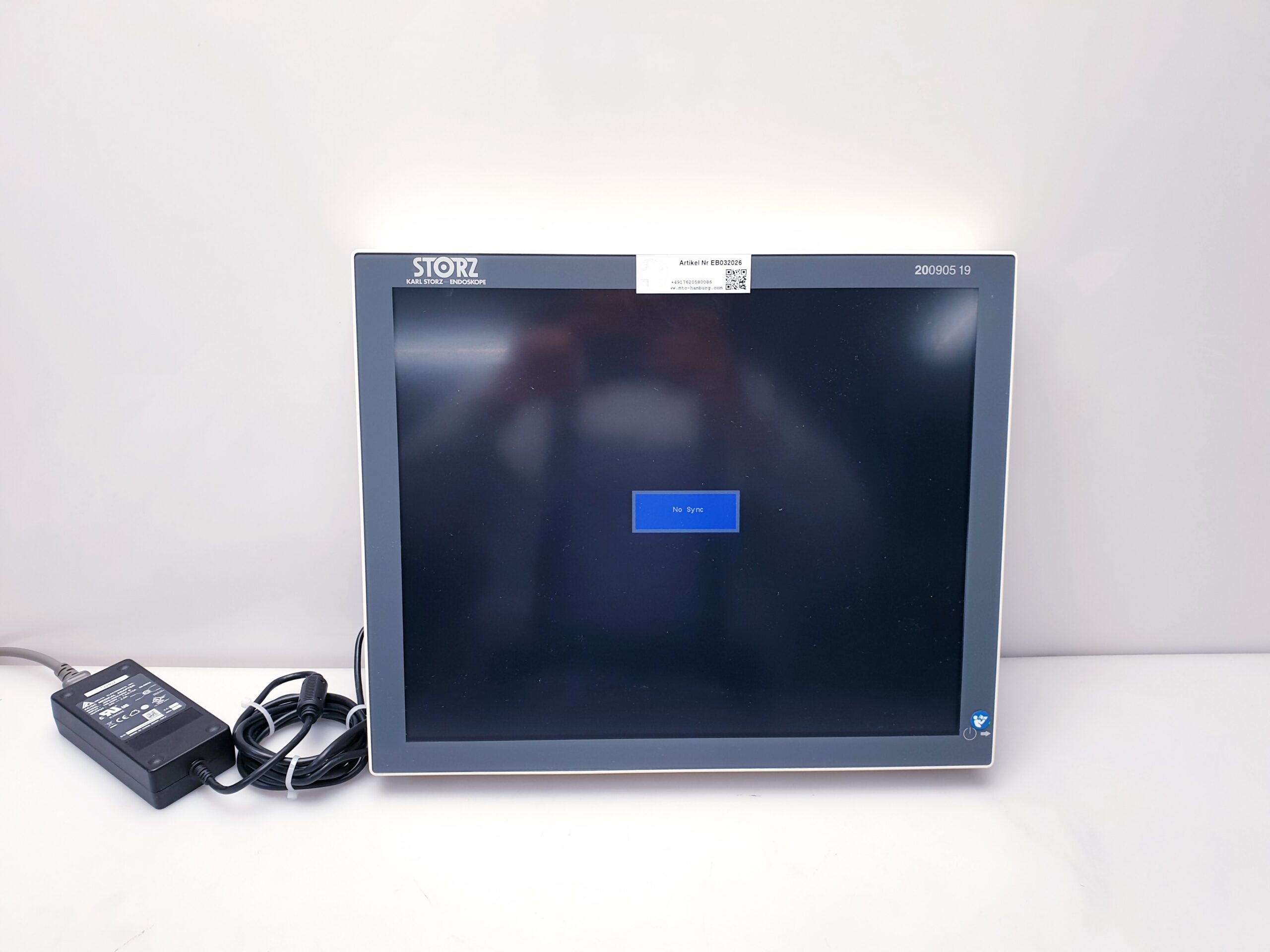 karl Storz 200905 19 TOUCH SCREEN 19” Monitor mit Netzteil thumbnail 3