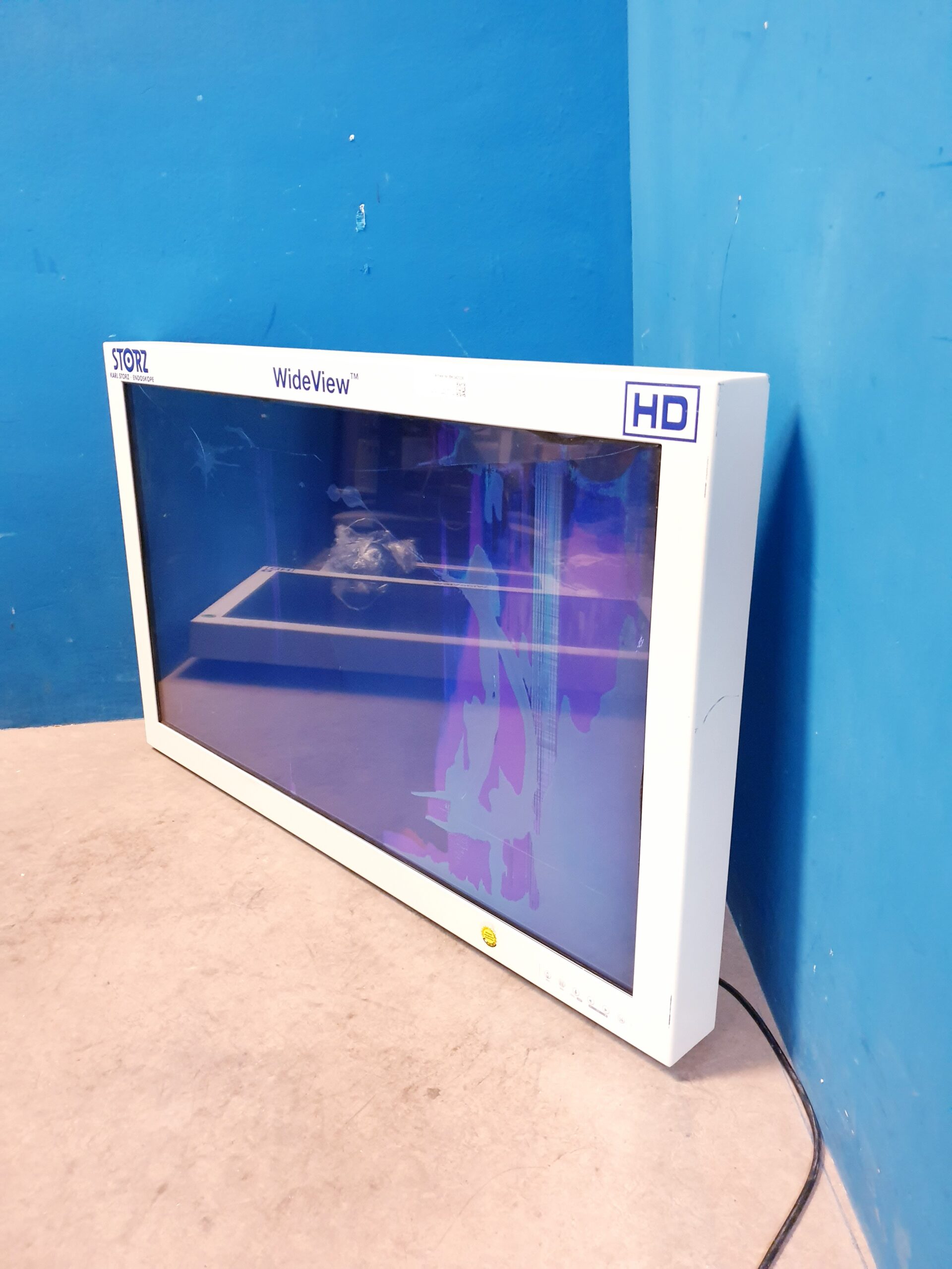 Karl Storz SC-WU42-A1515 42 HD Surgical Monitor Defekt — image 1 of 10