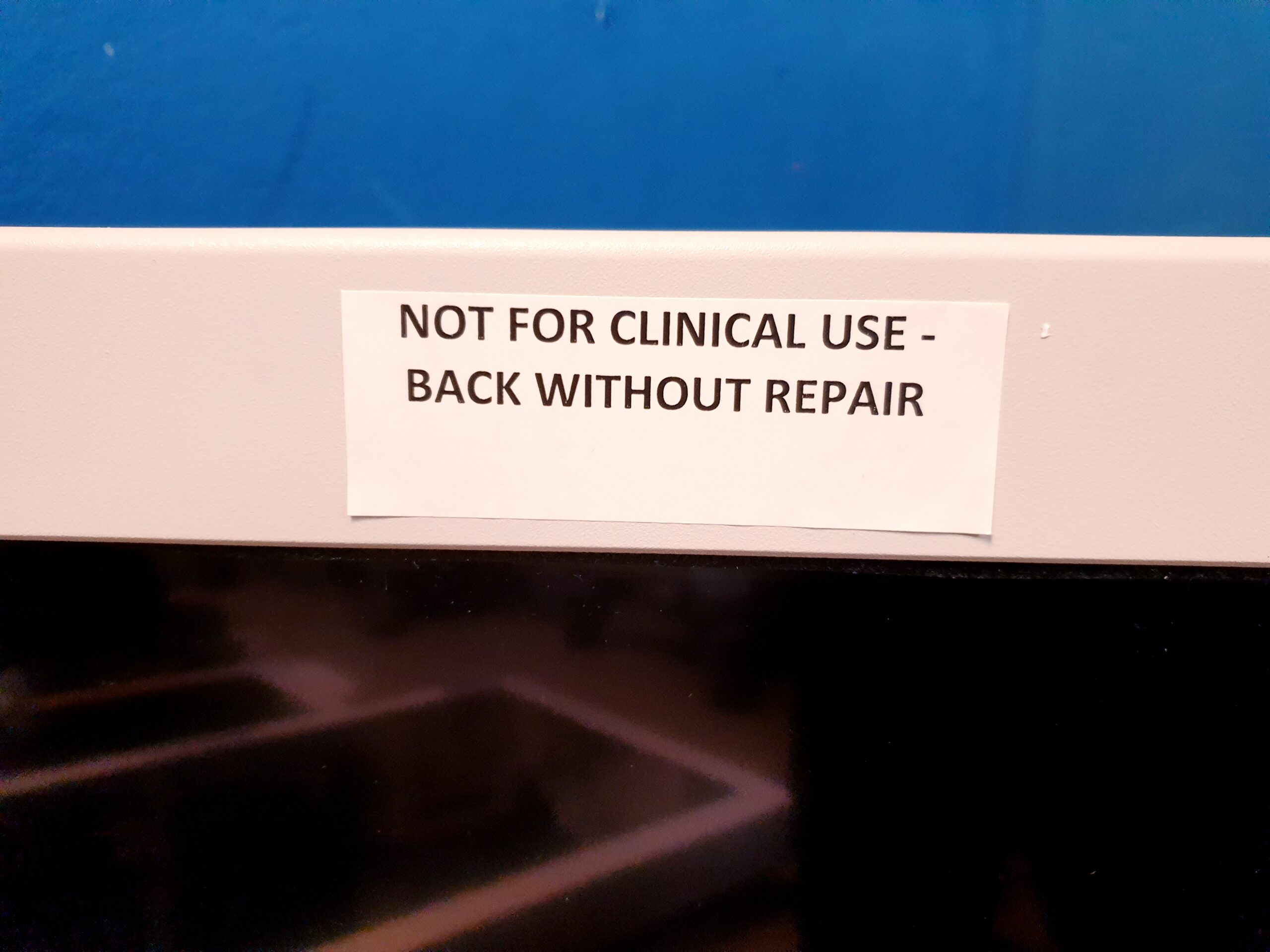 Karl Storz SC-WU42-A1515 42 HD Surgical Monitor Defekt thumbnail 9
