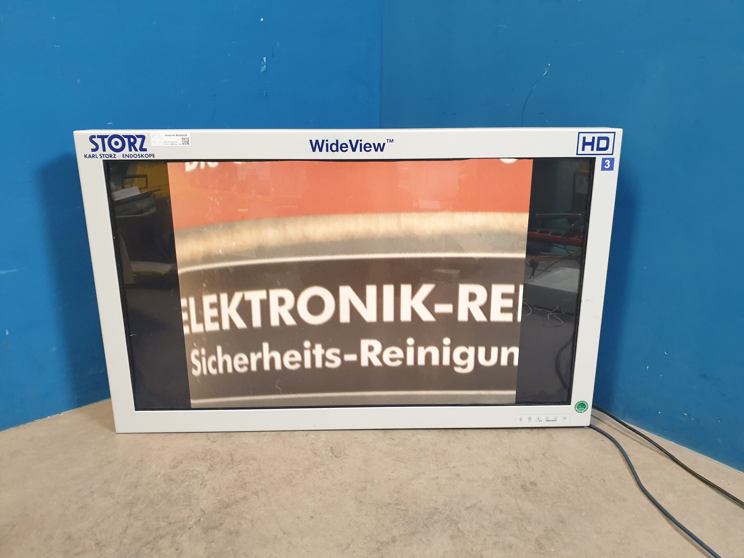 Karl Storz SC-WU42-A1515 42 HD Surgical Monitor thumbnail 5