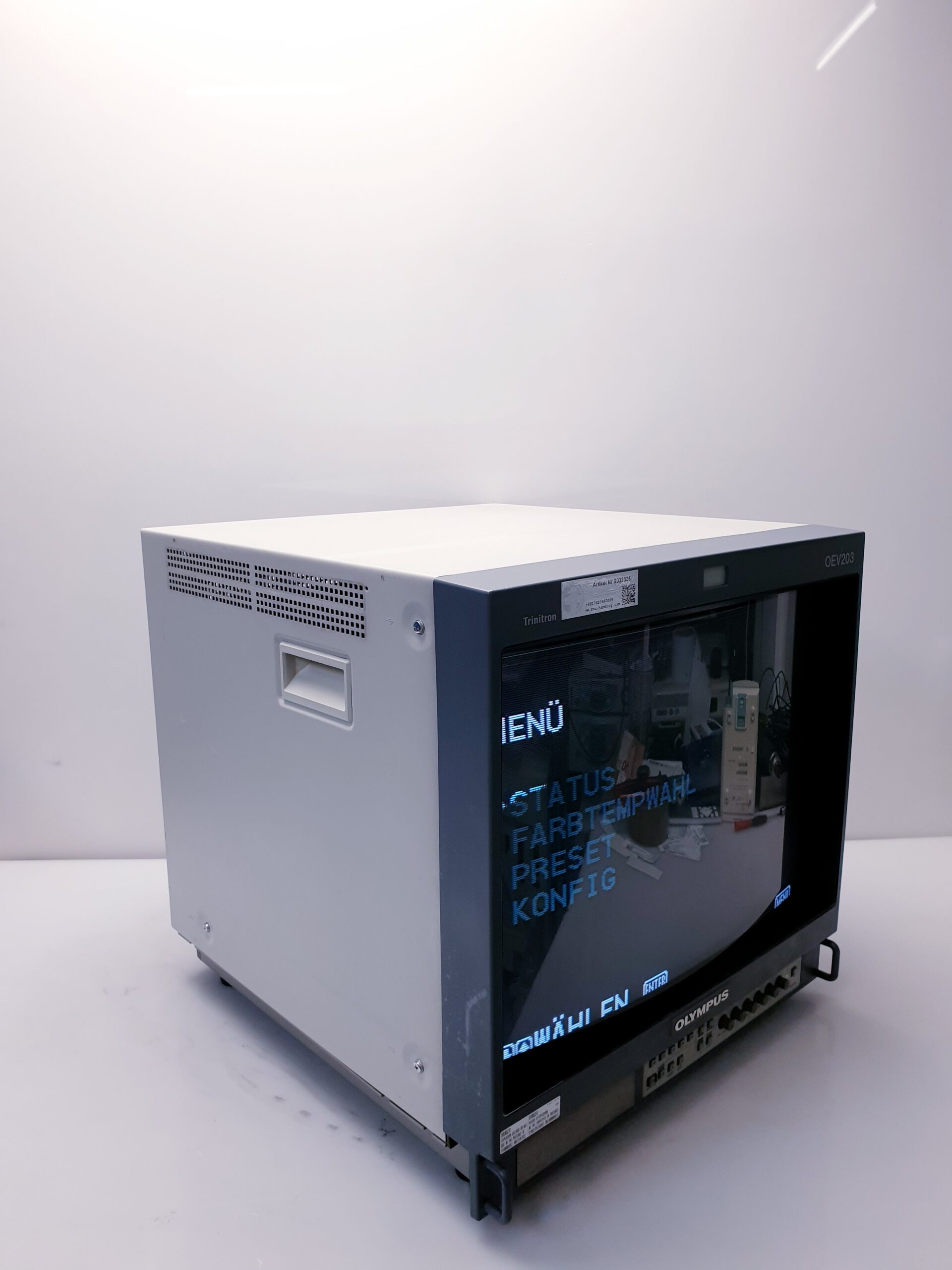 Olympus OEV203 OEV 203 20″ Endoscopy Monitor thumbnail 3