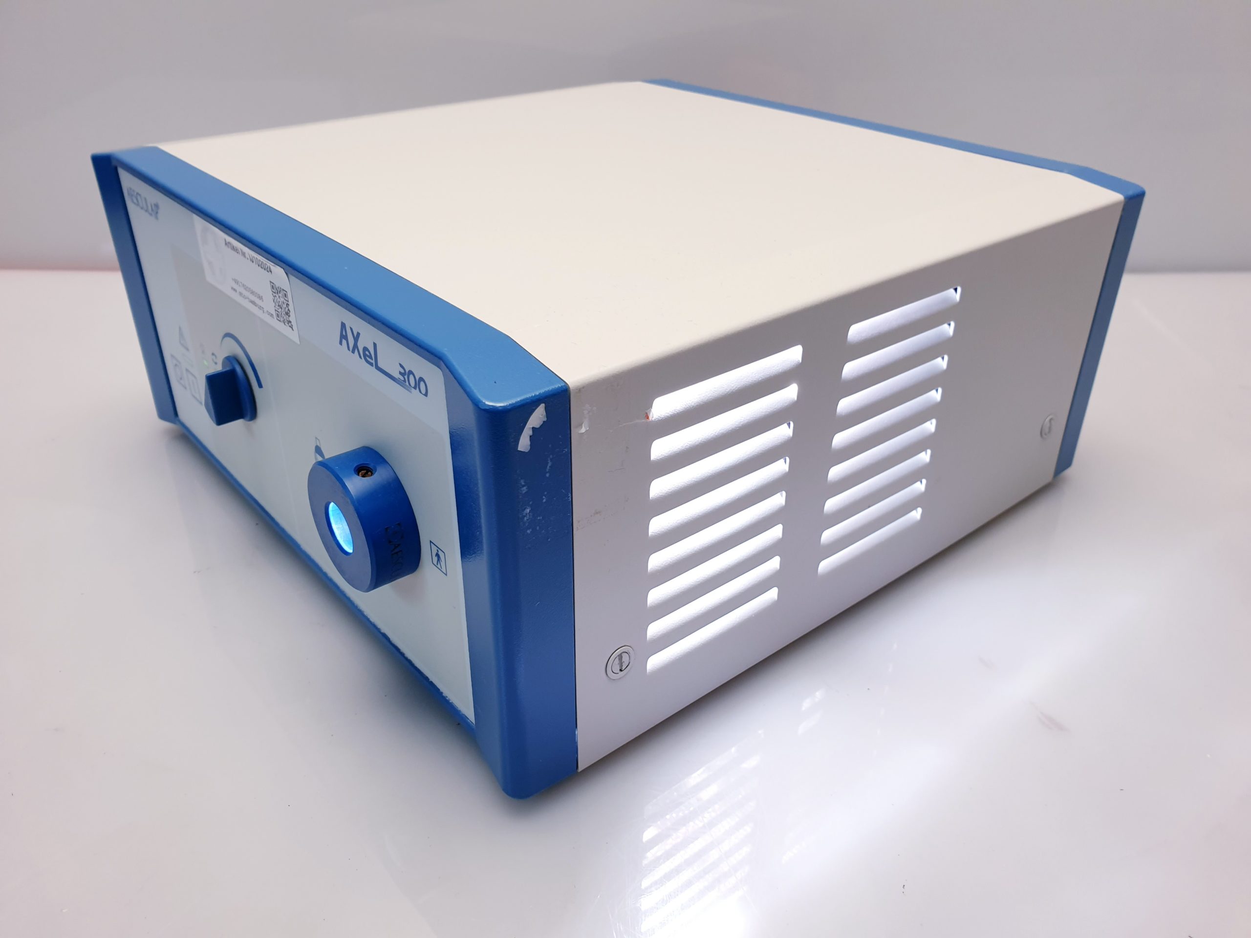Aesculap Axel 300 300 Watt Lichtquelle — image 1 of 5