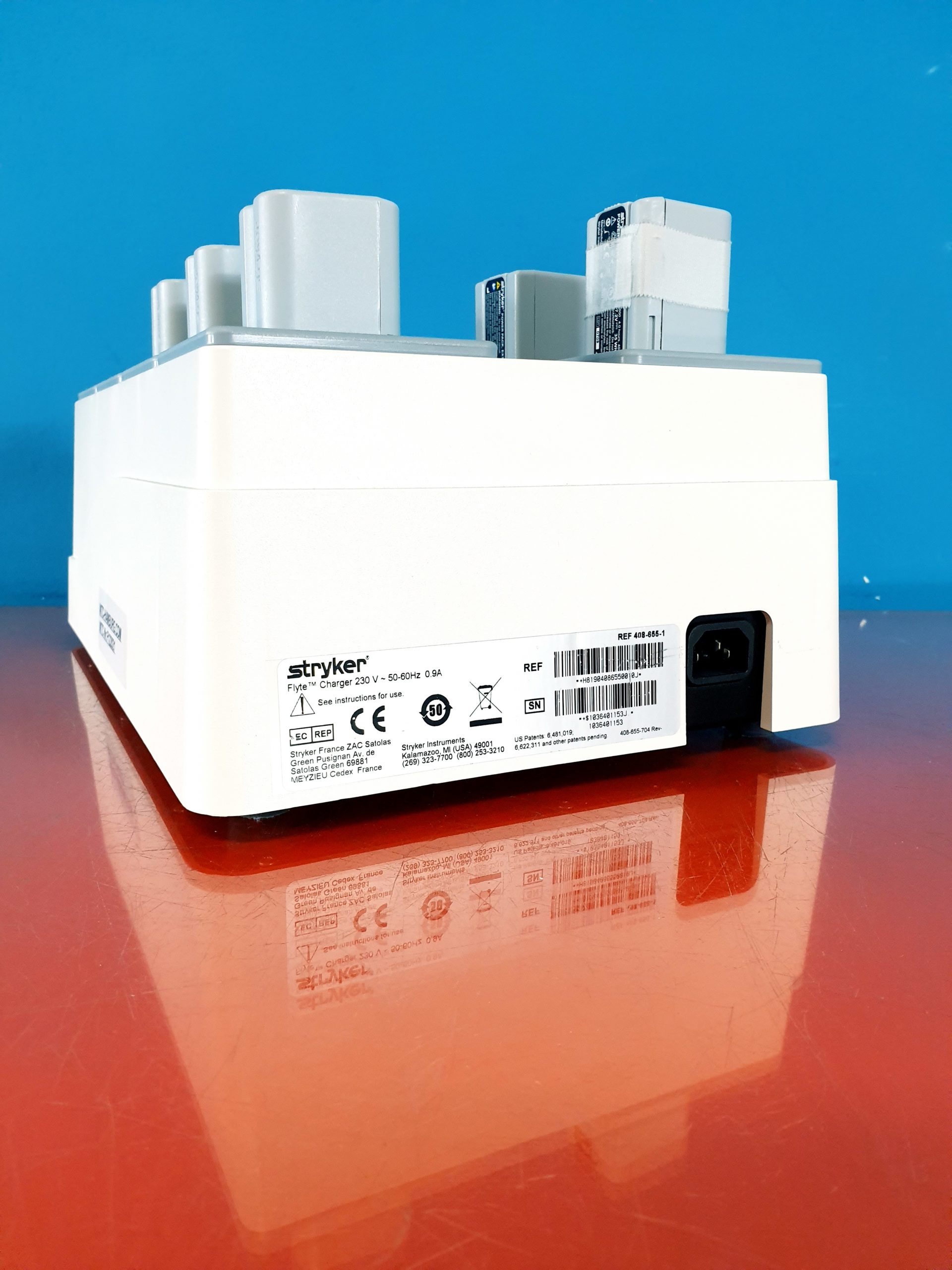 Stryker 408-655-1 Steri-Sheild Flyte Charger 230 V + 5 X 0408-660-000 Akkus thumbnail 3