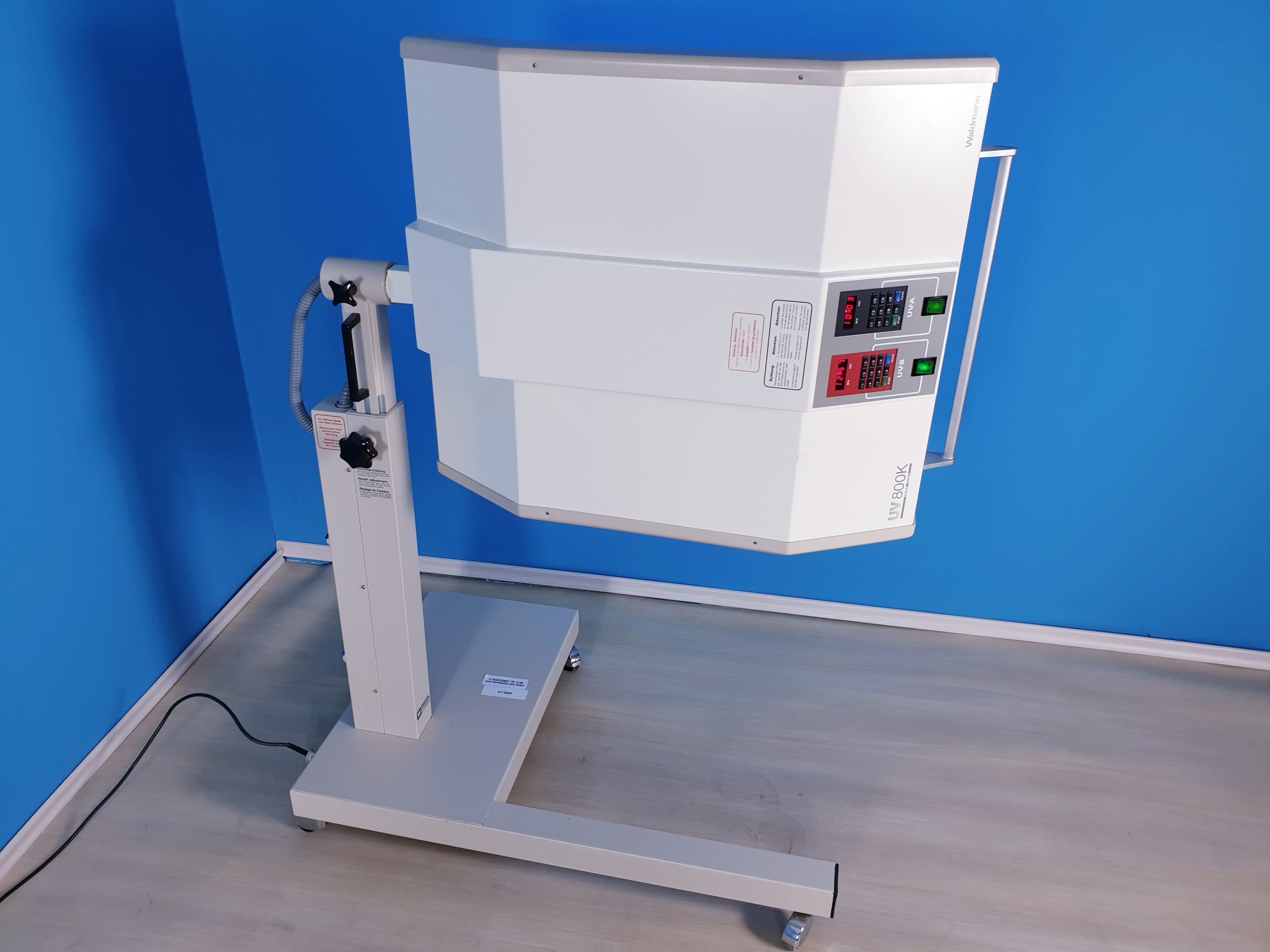 WALDMANN UV800K UV Light Medizinisches UVA/B Bestrahlungsgerät thumbnail 3