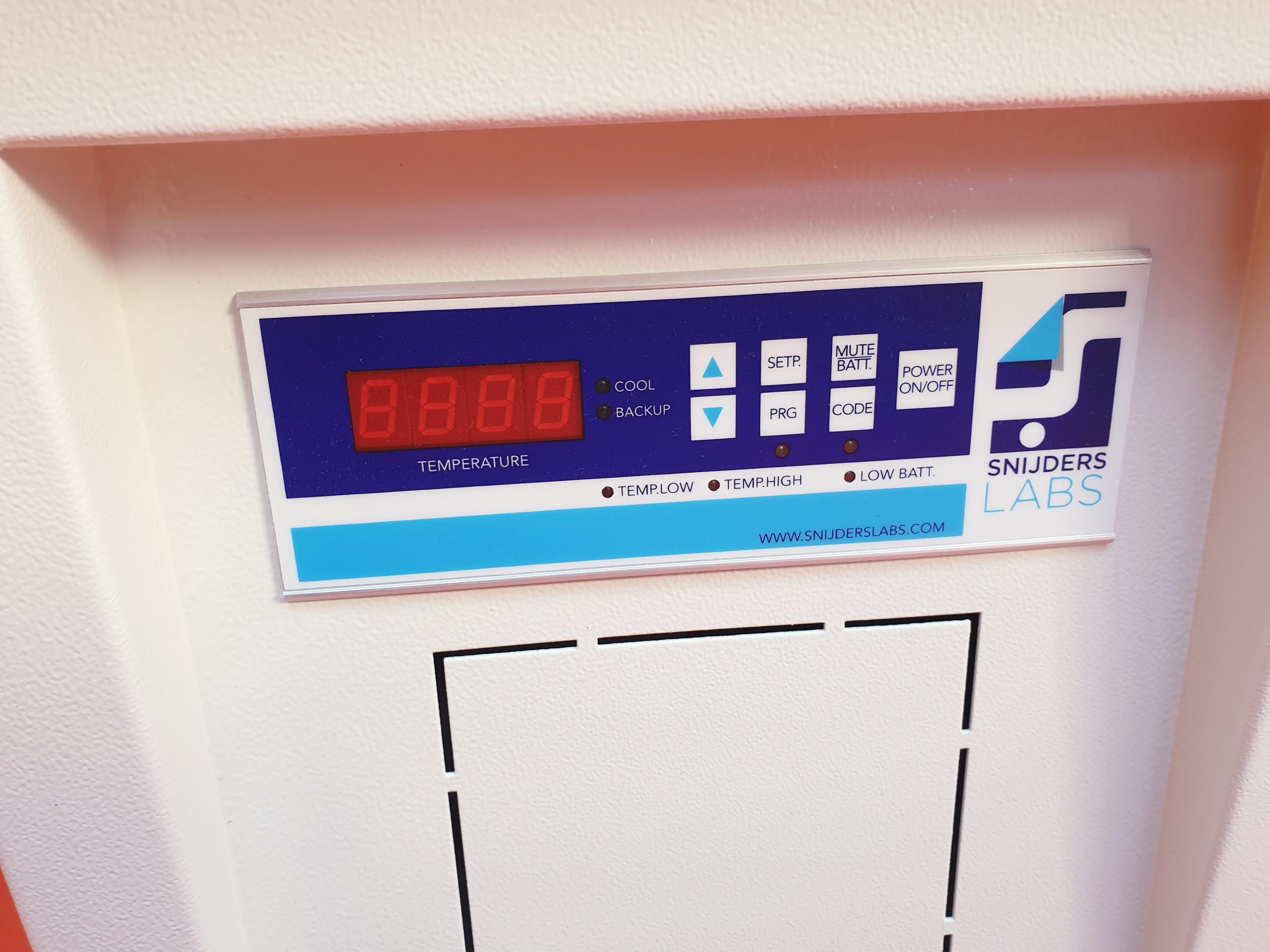 SNIJDERS EVOSAFE SER-ES VF-360-86 Low temperature freezers from -45°C to -86°C thumbnail 2
