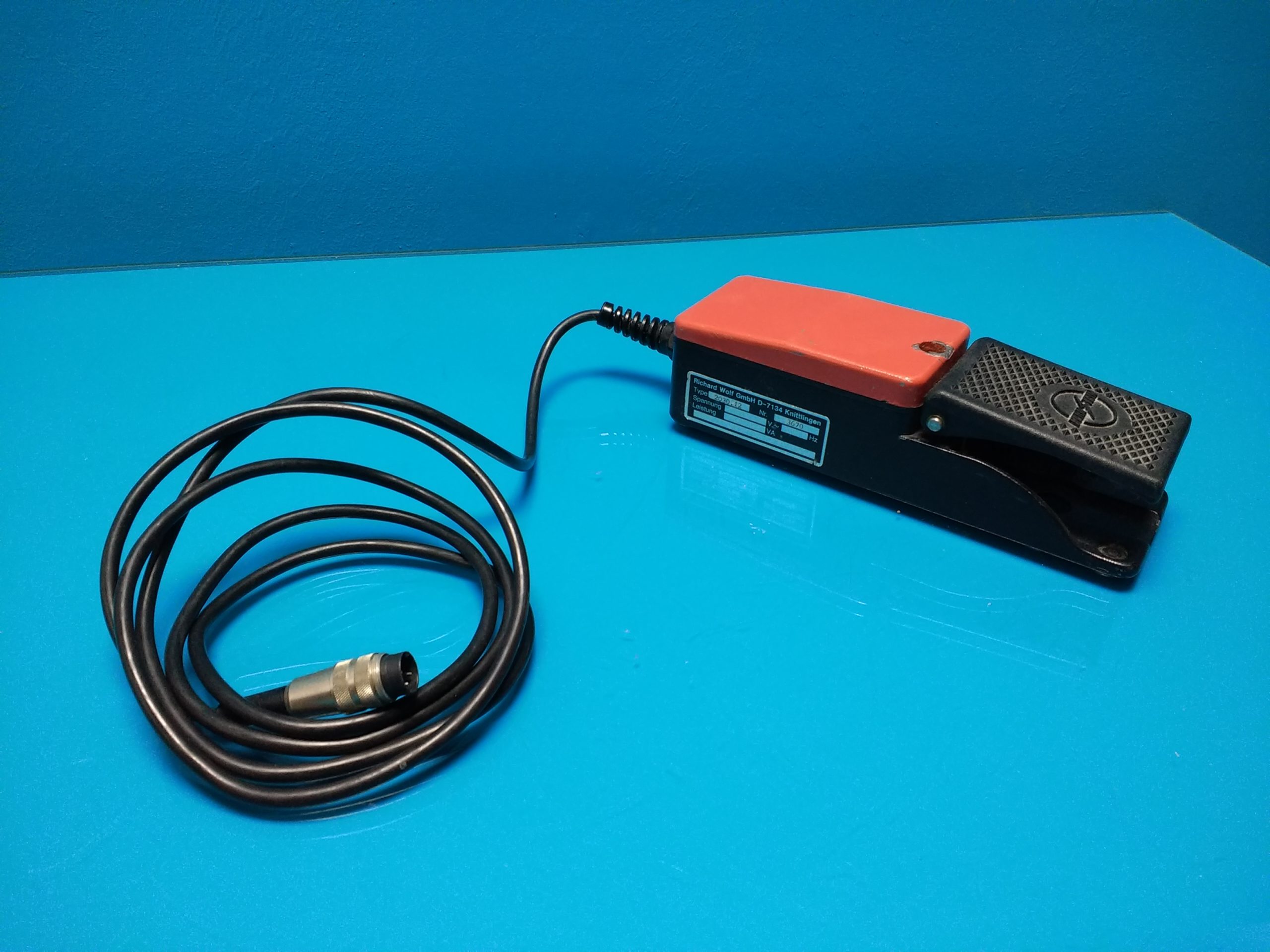 Richard Wolf 2030.12 FOOT SWITCH — image 1 of 5
