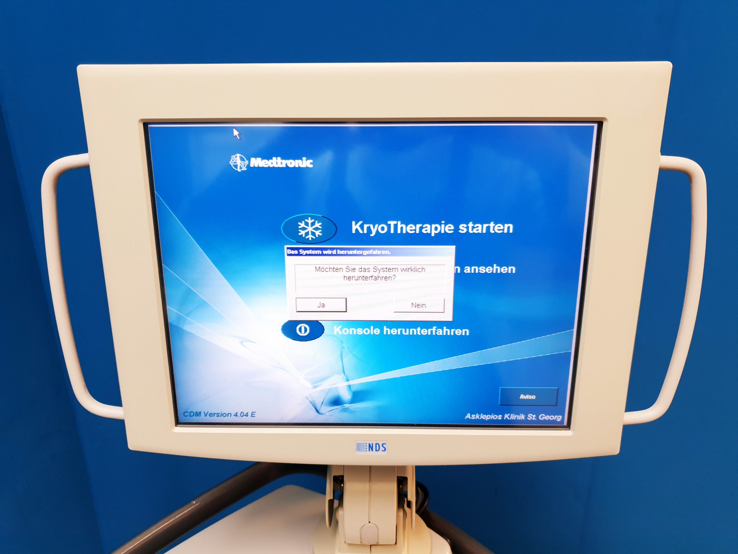 Medtronic CryoCath Cryosurgical Unit CryoConsole – defekt thumbnail 4