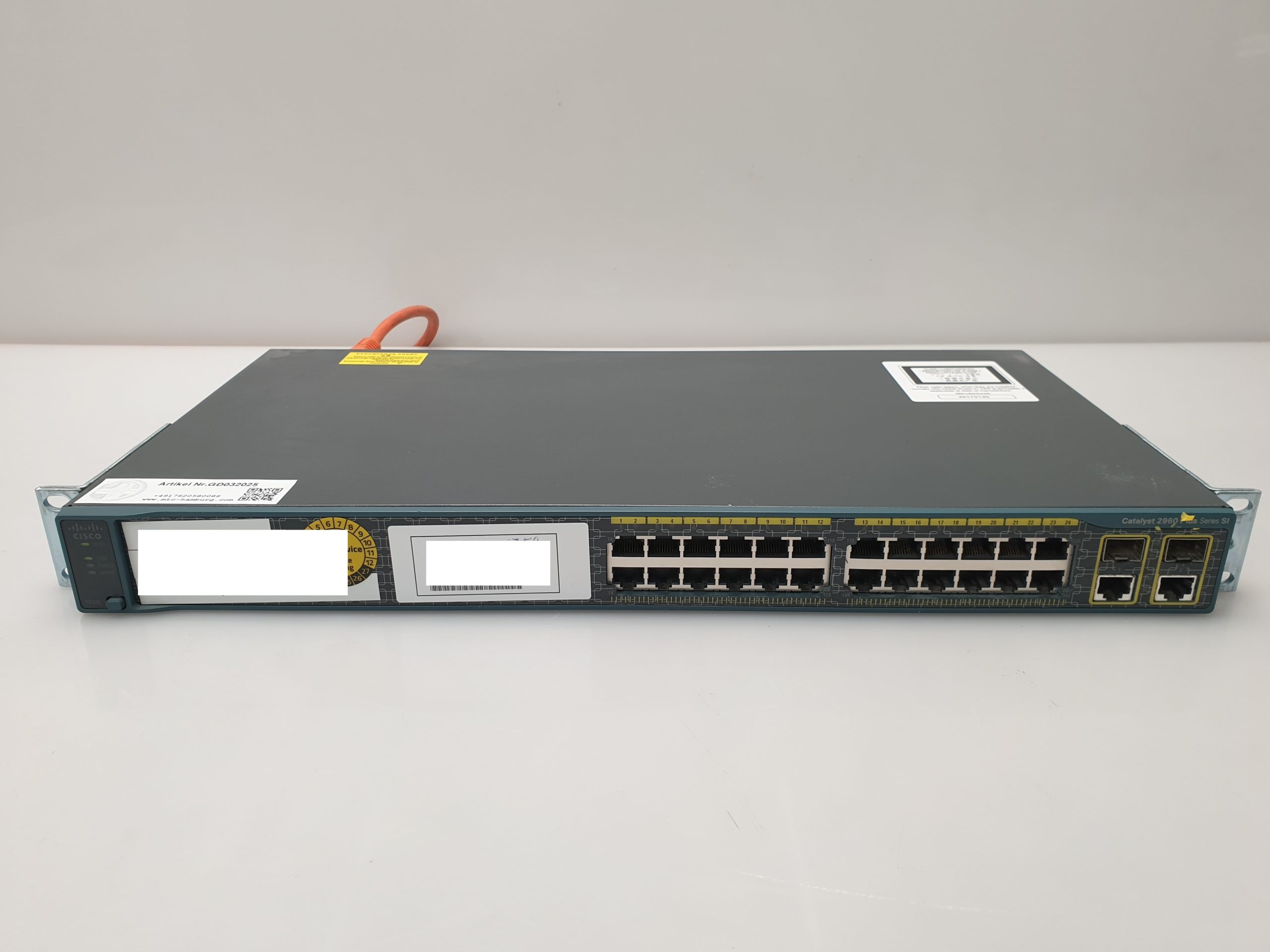 Cisco WS-C2960-24TC-S 24-Port — image 1 of 6
