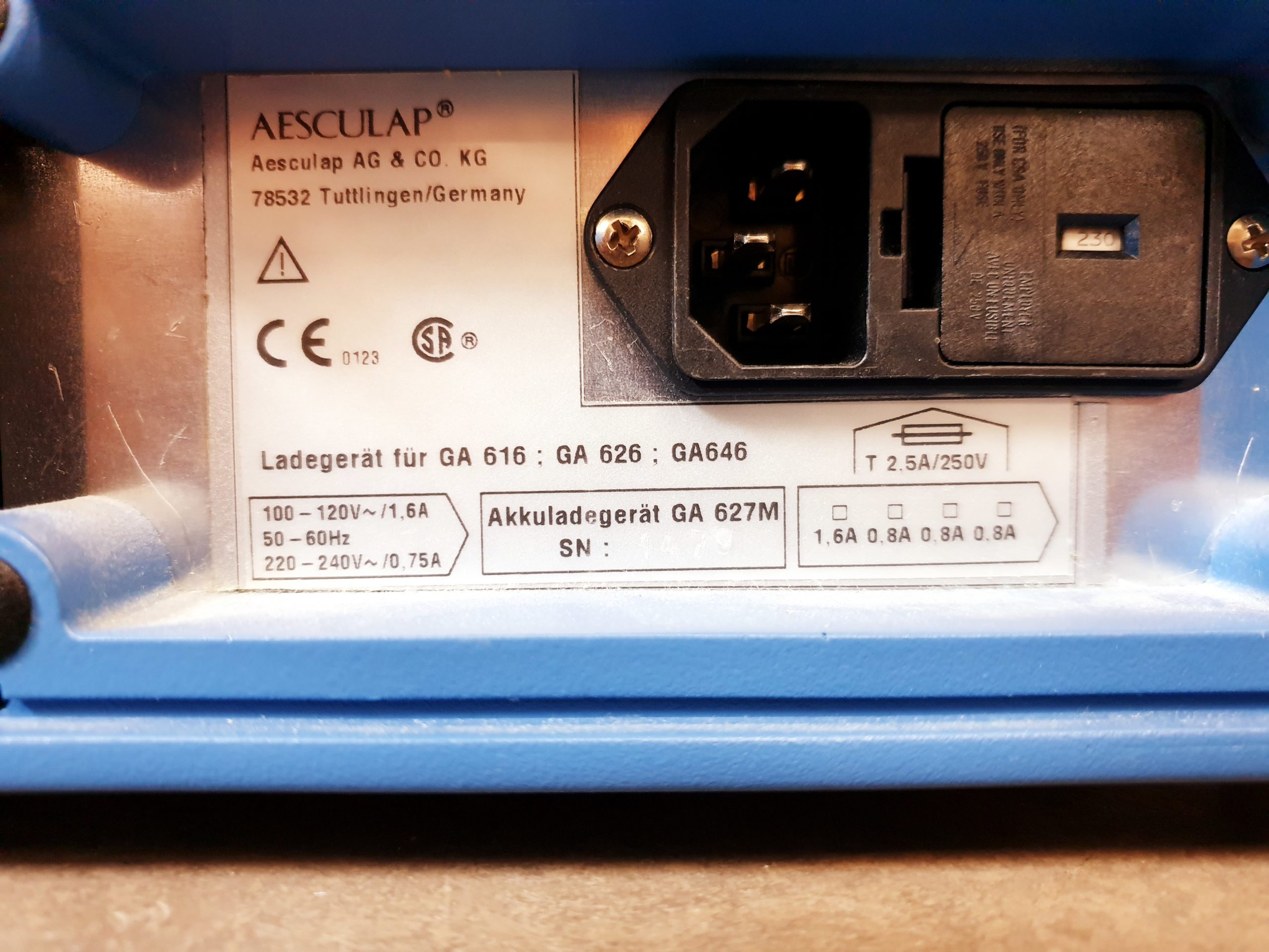 AESCULAP GA 627M Ladegerät für GA 616; GA 626 , GA 646 mit 06 Akkus thumbnail 4