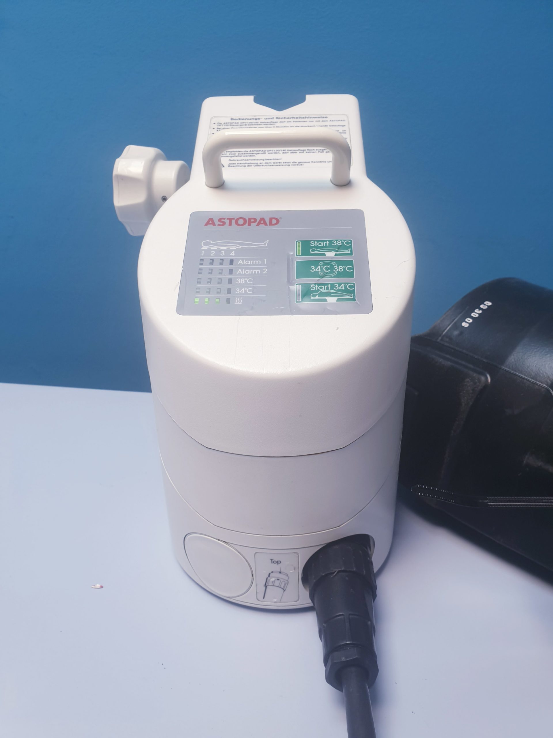 Stihler Astopad OPT 120 Patient Warmer – Steuergerät mit Wärmematte thumbnail 2