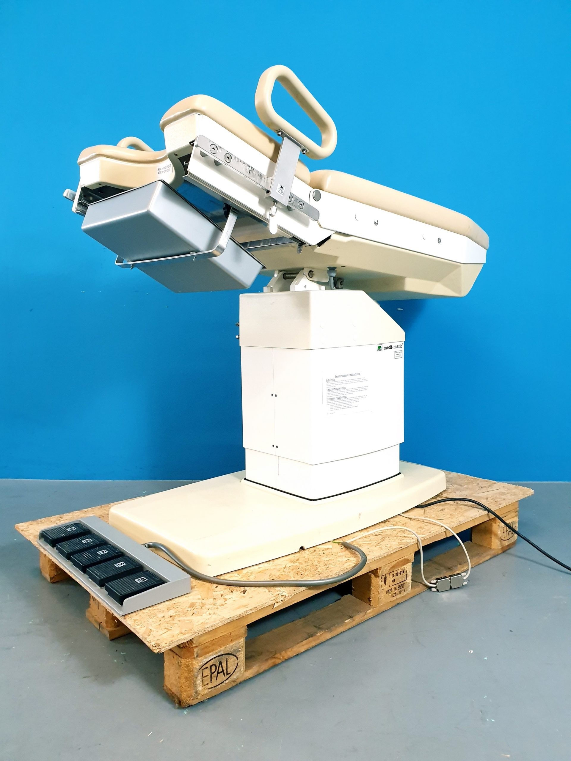 Schmitz Medi-Matic Serie 115 Model. 115.525 Gynäkologischer Untersuchungsstuhl thumbnail 2