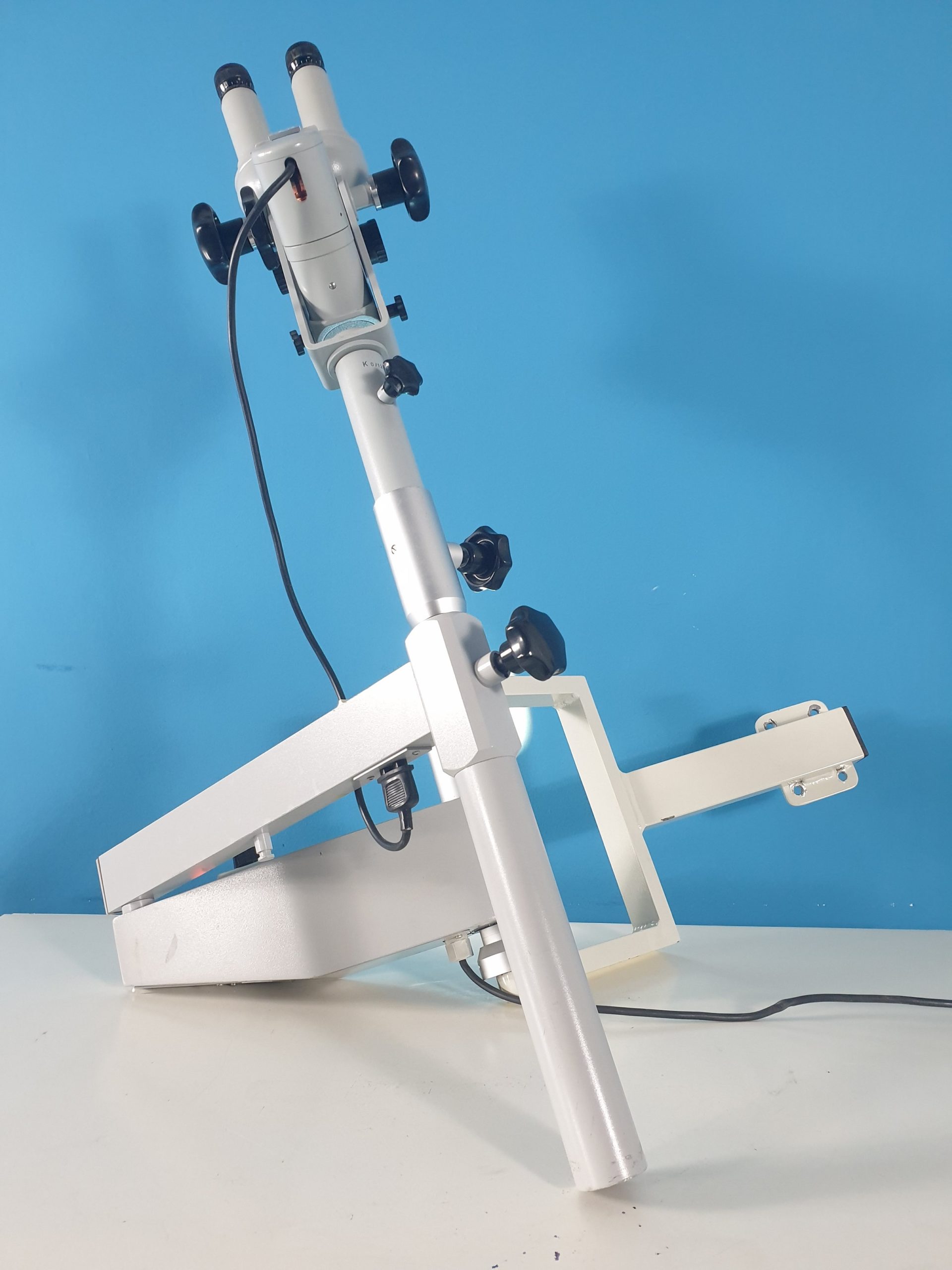 Carl Zeiss Kolposkop // 59515 mit Halterung — image 1 of 7