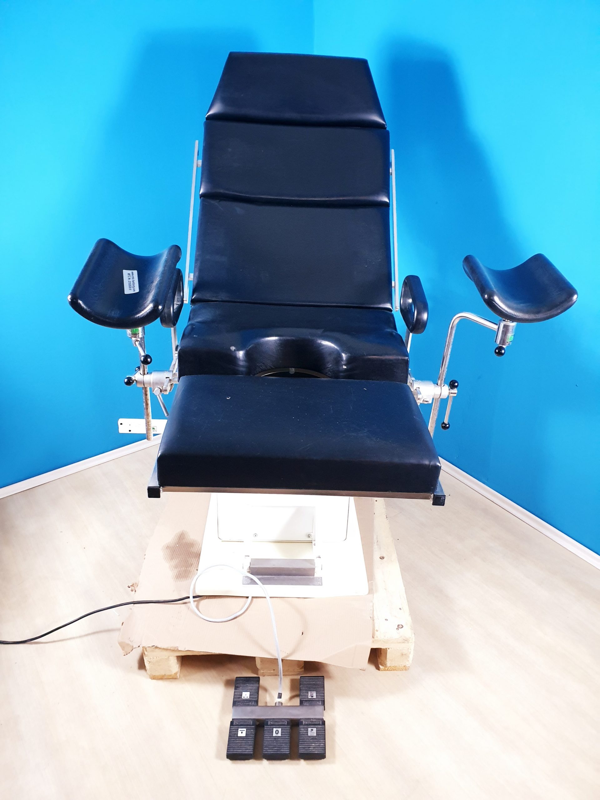 Schmitz Medimatic // Medi Matic 115 Gynäkologie Stuhl – Untersuchungsstuhl Gynstuhl — image 1 of 6