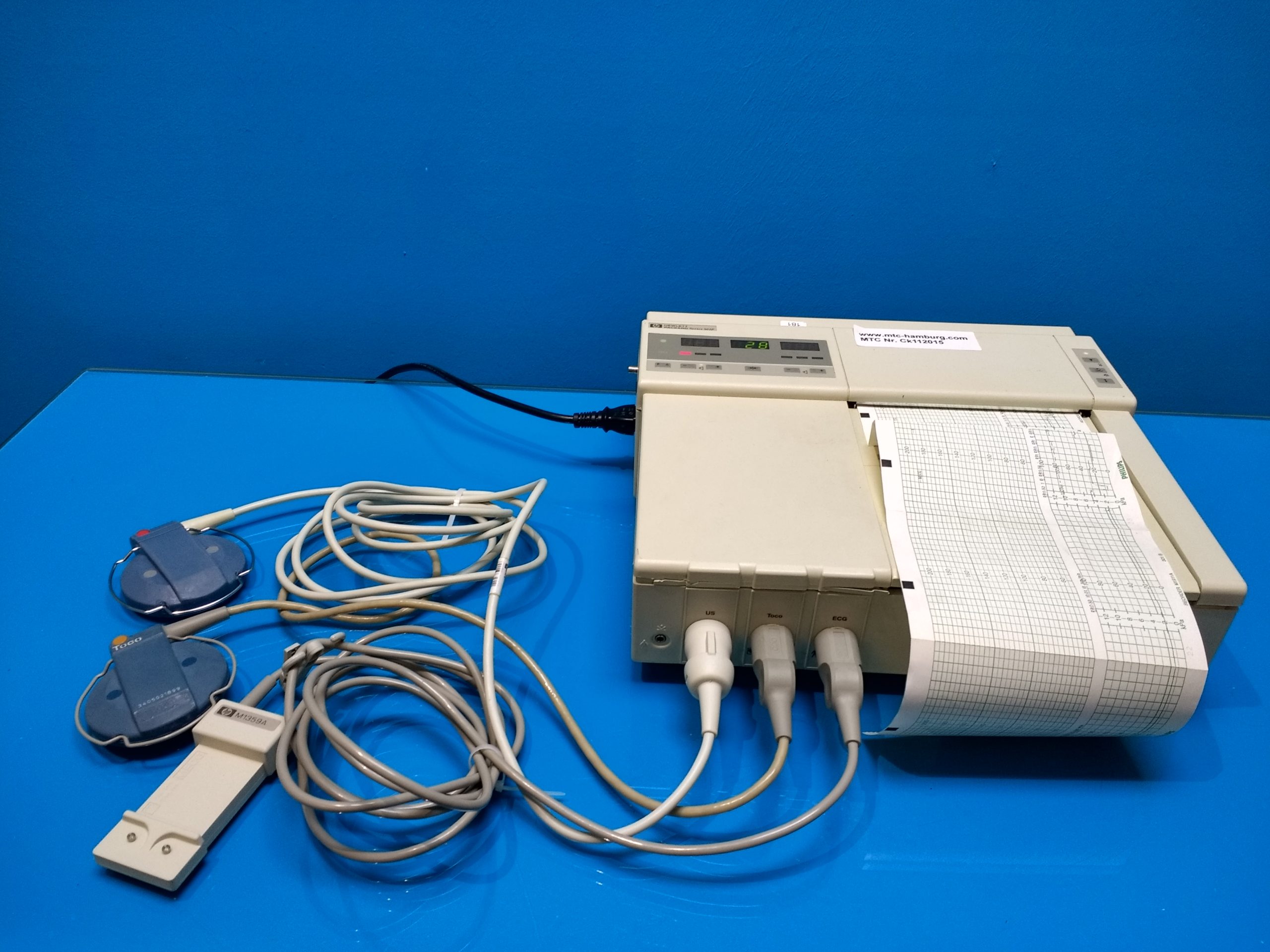 Hewlett Packard HP Series 50IP // 50 IP A CTG Fetal Monitor — image 1 of 7