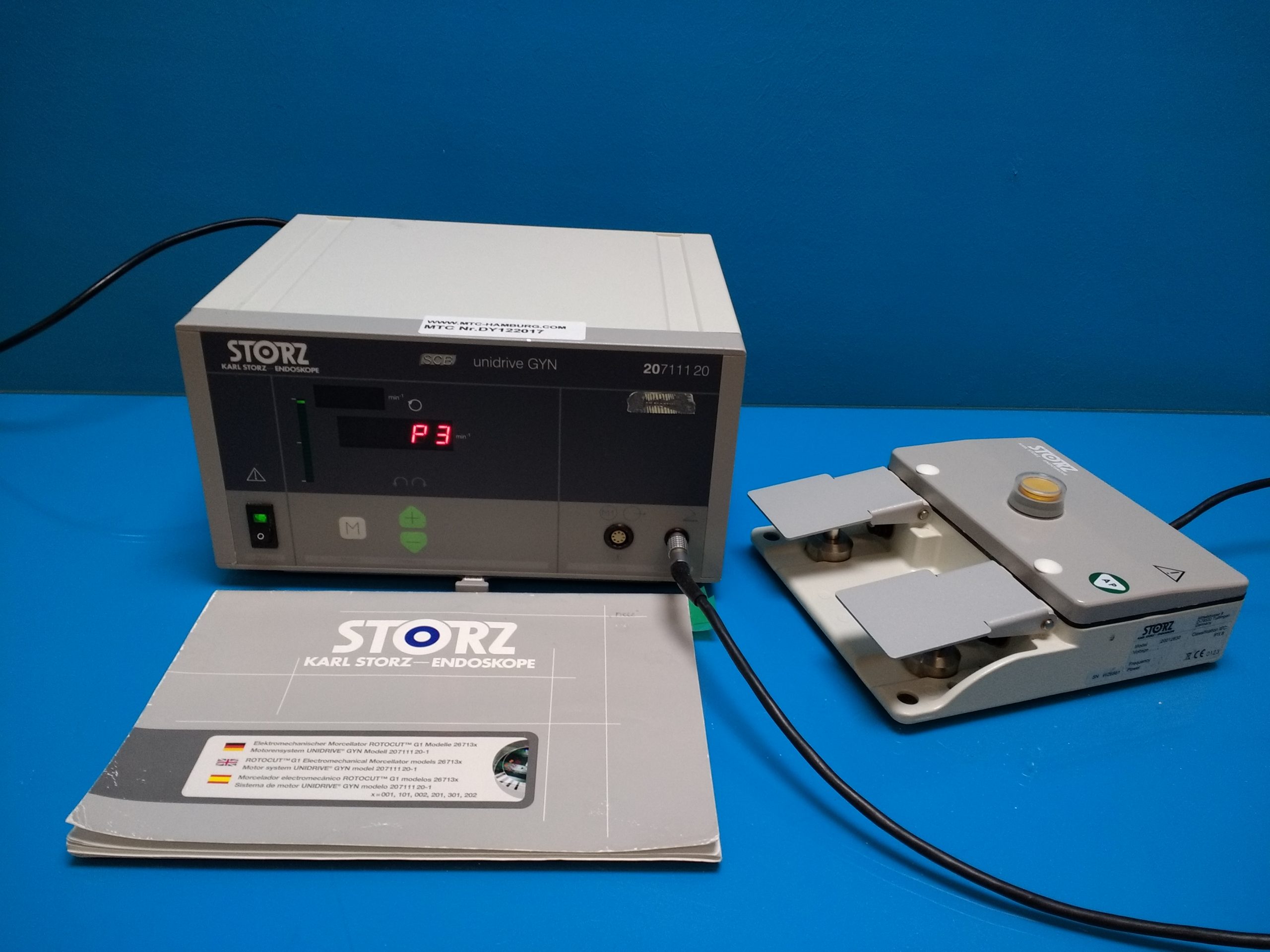 Karl Storz UniDrive 207111 20 SCB GYN Motor System mit fußschalter — image 1 of 3