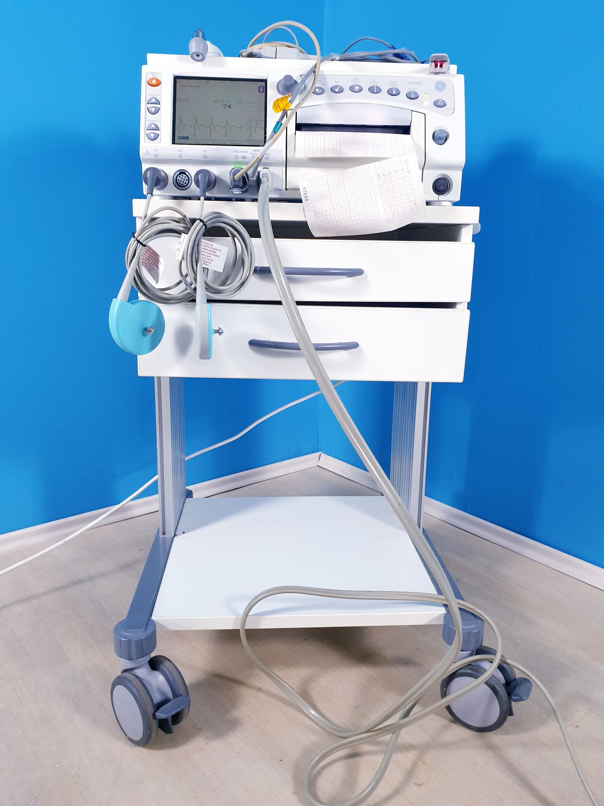 GE Corometrics 250 Series Fetal Mutter Monitor mit Zubehör thumbnail 3