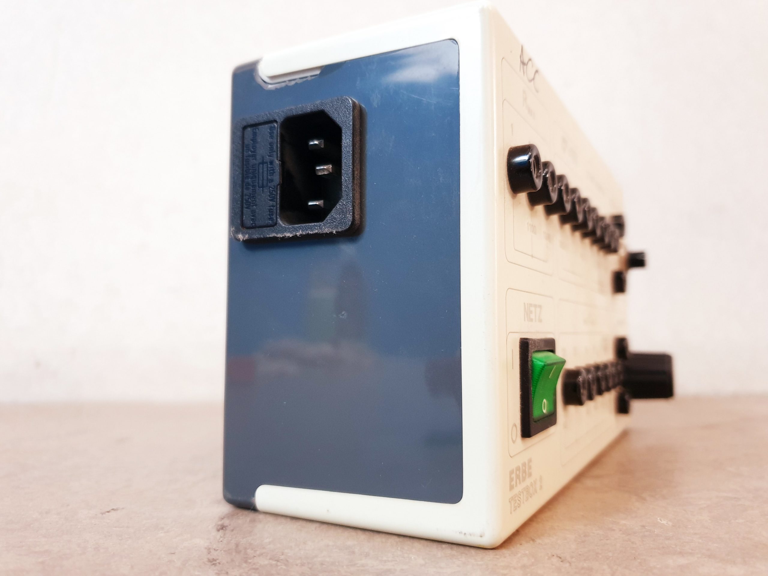 Erbe Testbox 2 zum Überprüfen von HF- Zubehör 20183-040 thumbnail 3