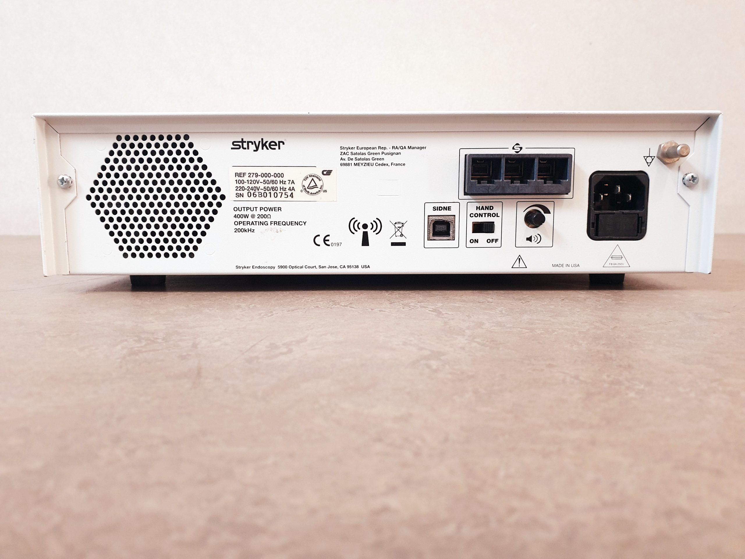 Stryker SERFAS ENERGY 279-000-000 RF GENERATOR thumbnail 3