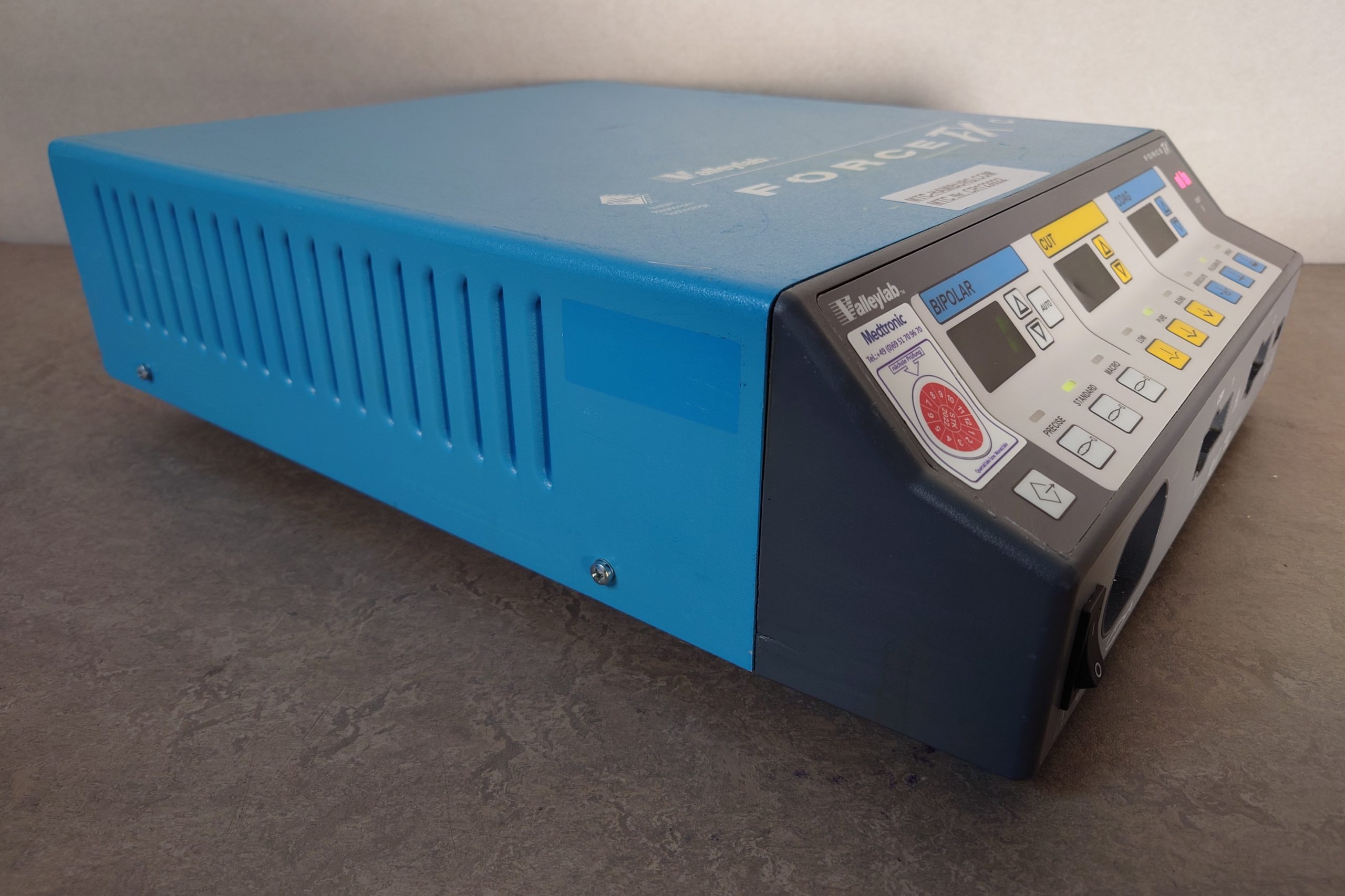 VALLEYLAB Force FX-C FX-8CA Electrosurgical Unit — image 1 of 5