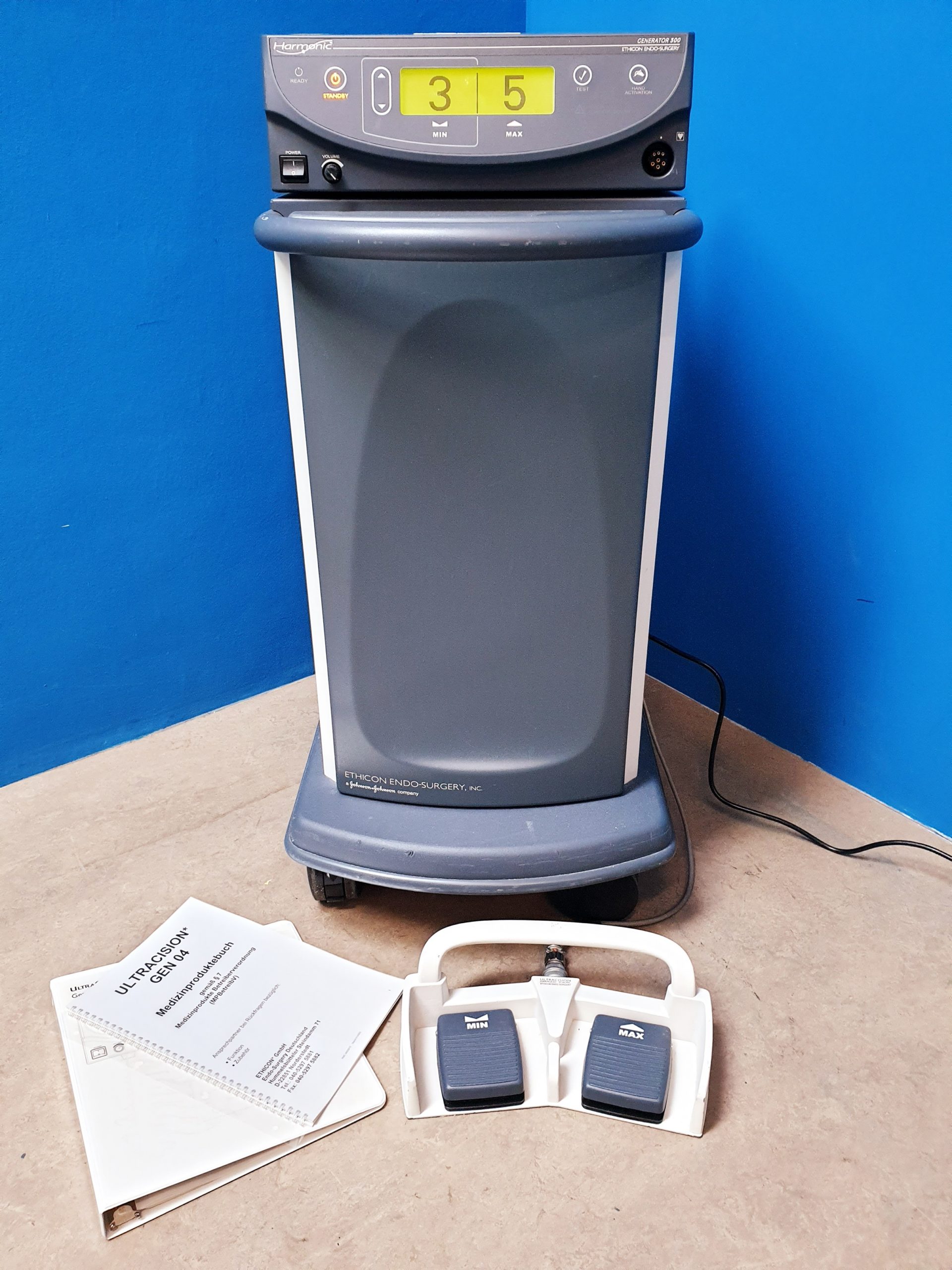 ETHICON Endo-Surgery Harmonic Generator 300 mit Gerätewagen — image 1 of 5