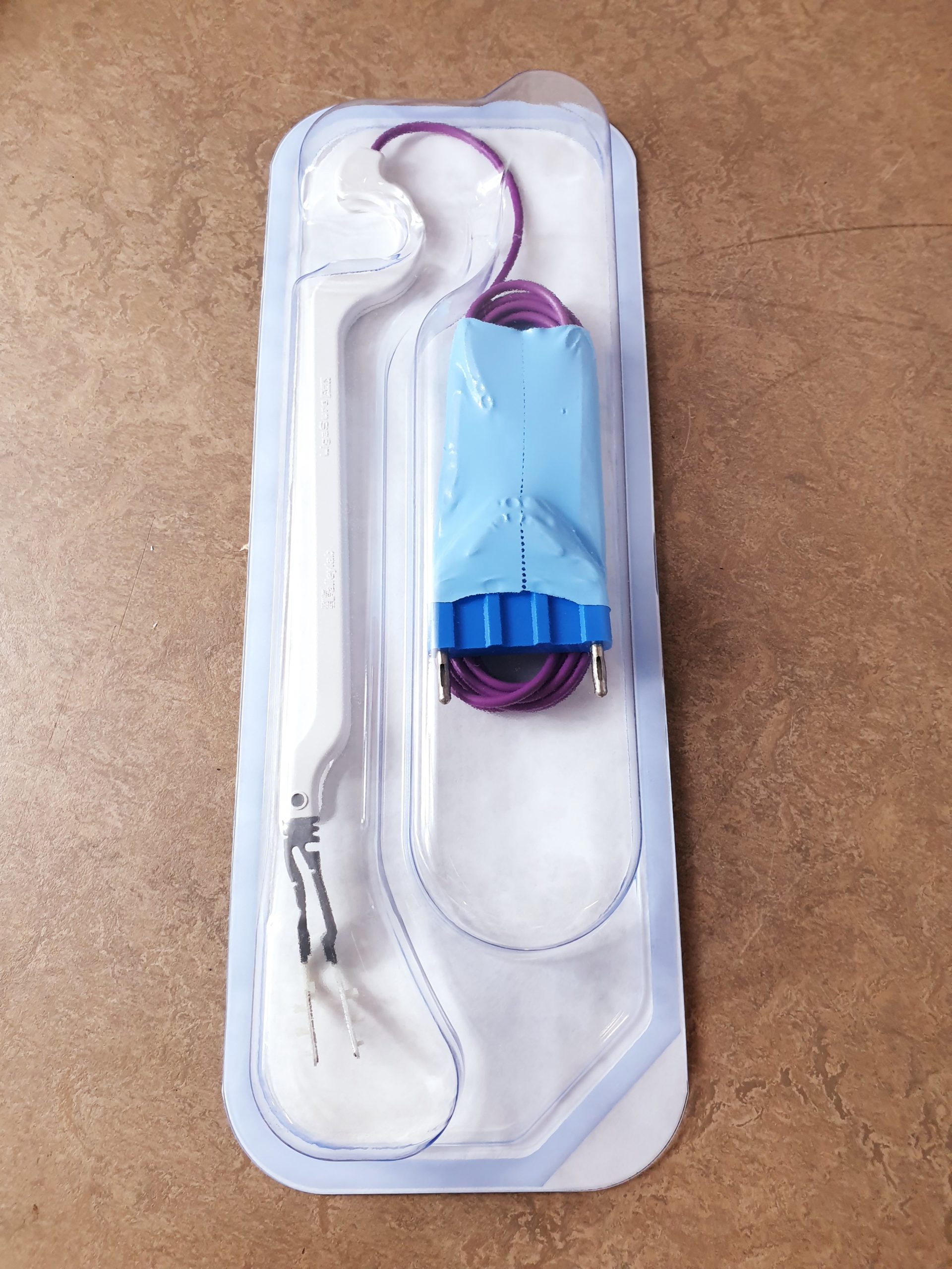 Covidien LS2111 LS 2111 Ligasure Electrode: Tissue Fusion Angled Jaw Electrode 2.3cm thumbnail 2