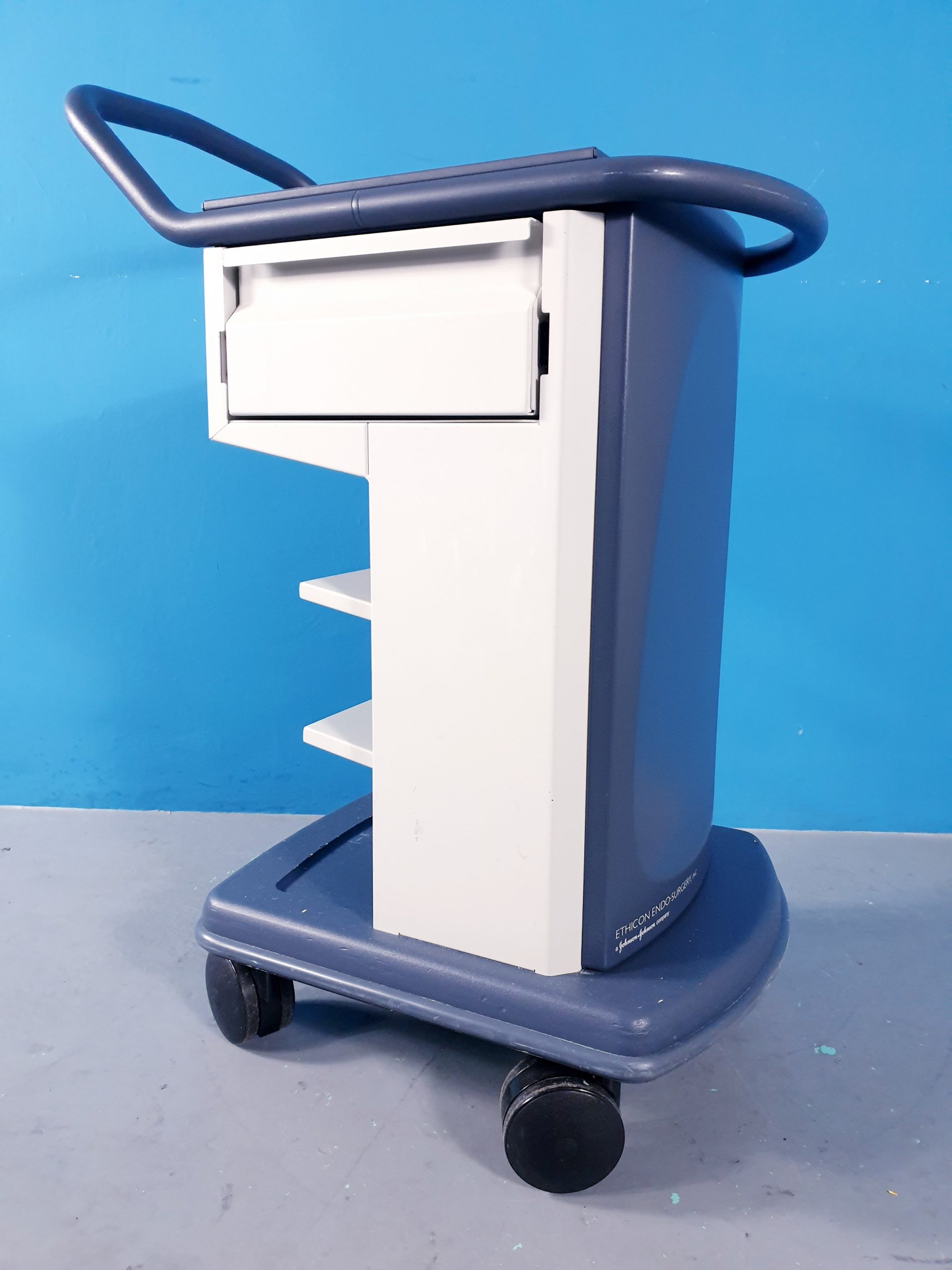 Ethicon Endo Surgery CRT01 Cart Generator thumbnail 2