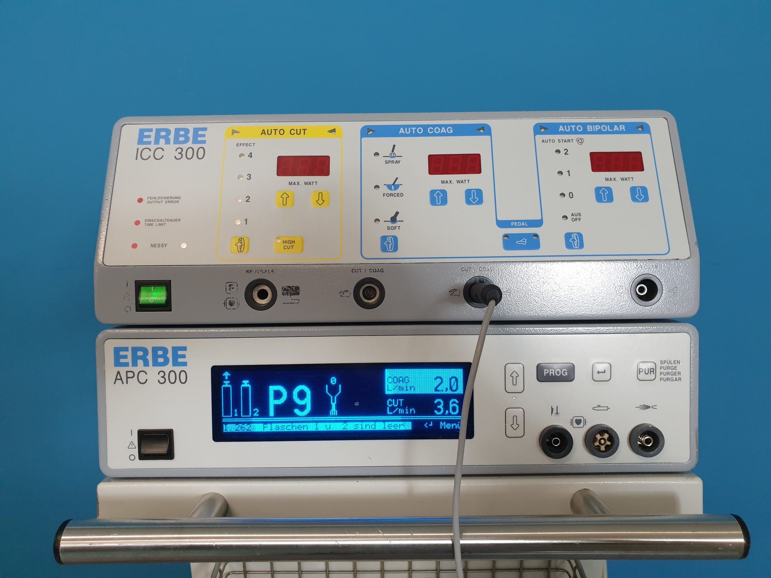 Erbe ICC300 // ICC 300 + ERBE APC 300 HF Chirurgiegerät — image 1 of 6