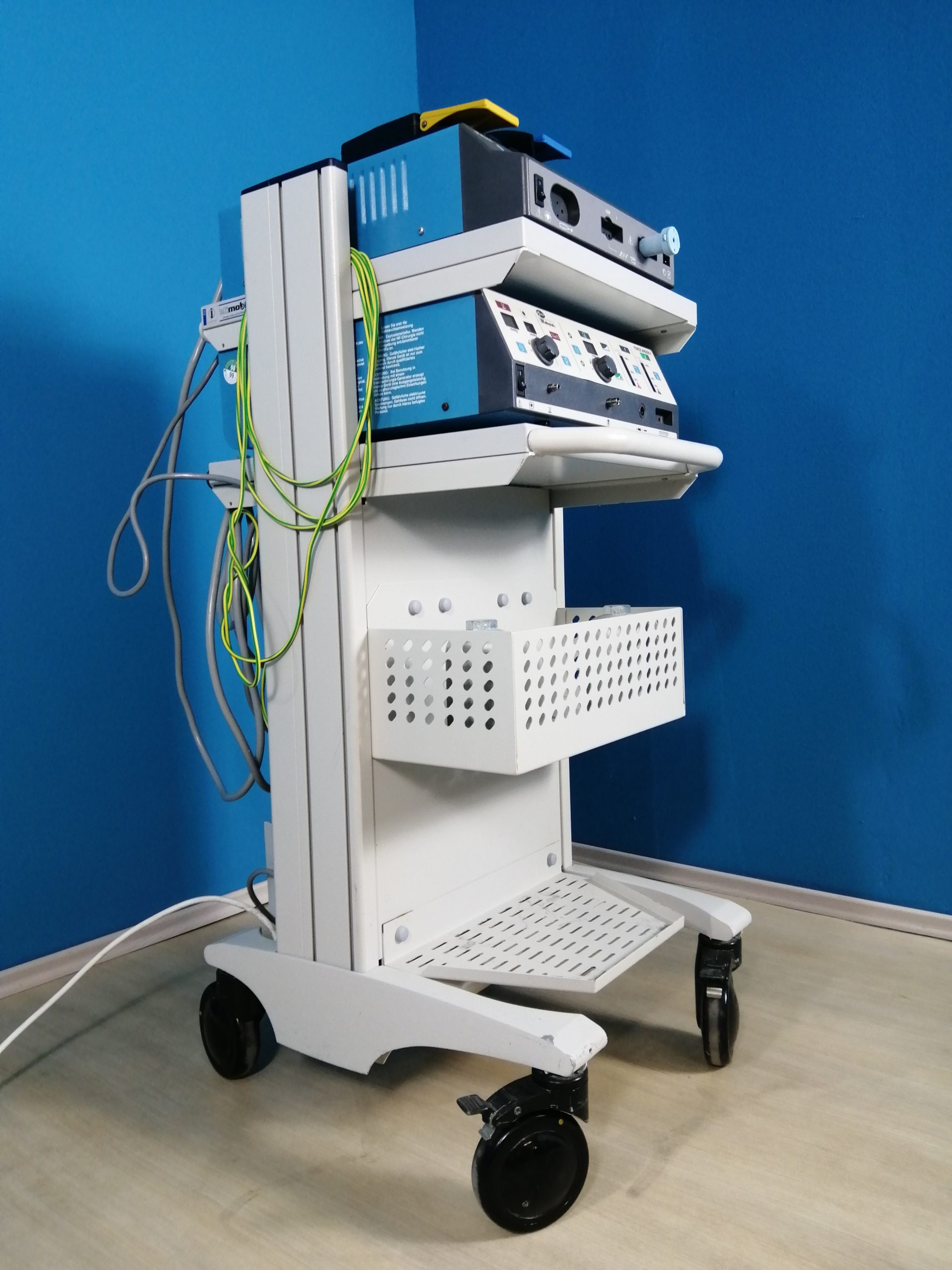 Valleylab Force Fx FX-8A Electrosurgical Generator + Force Argon II ELECTRSURGICAL Generator thumbnail 3