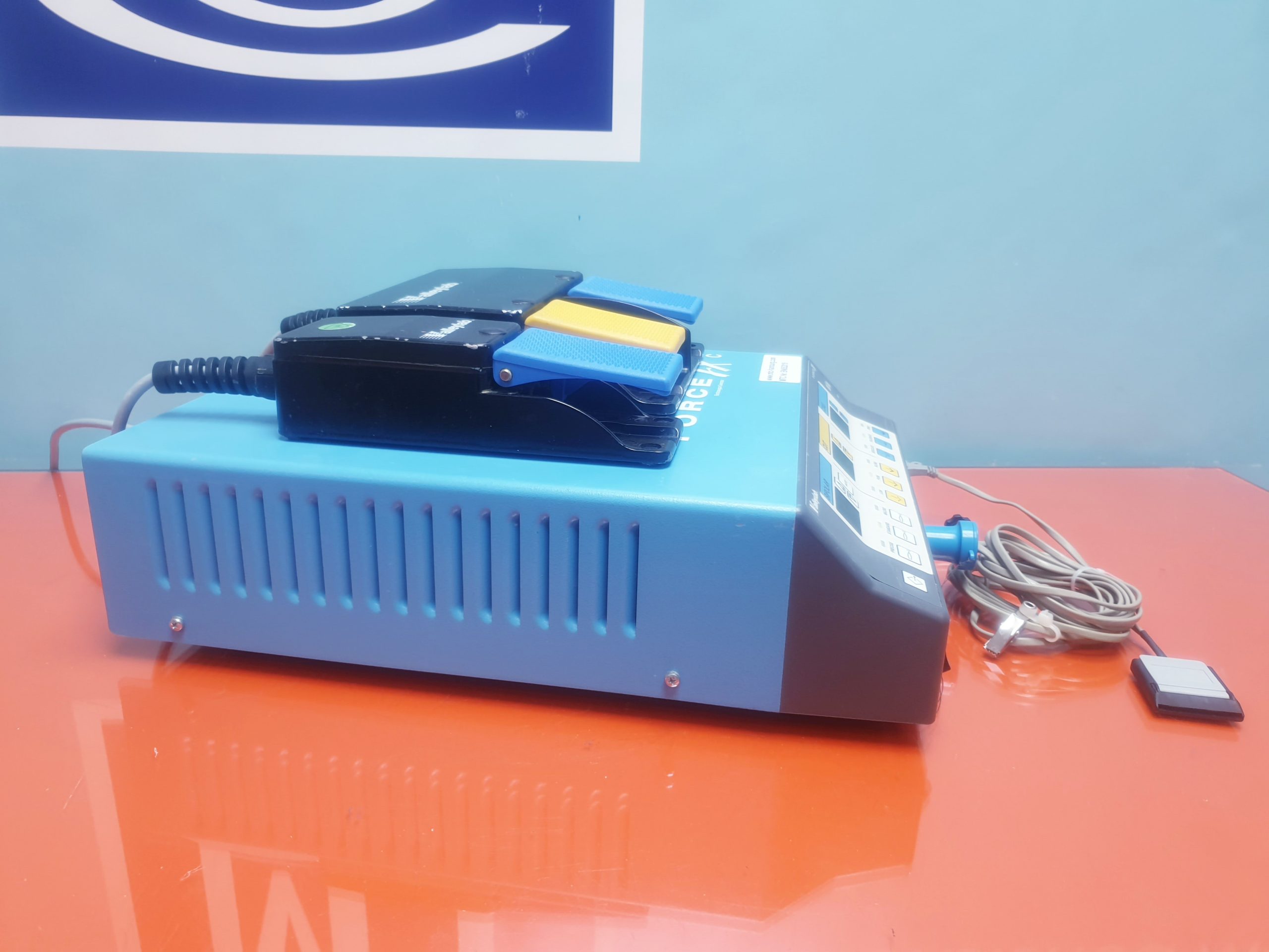 Valleylab Force Fx // FX-8CA Electrosurgical Generator — image 1 of 3