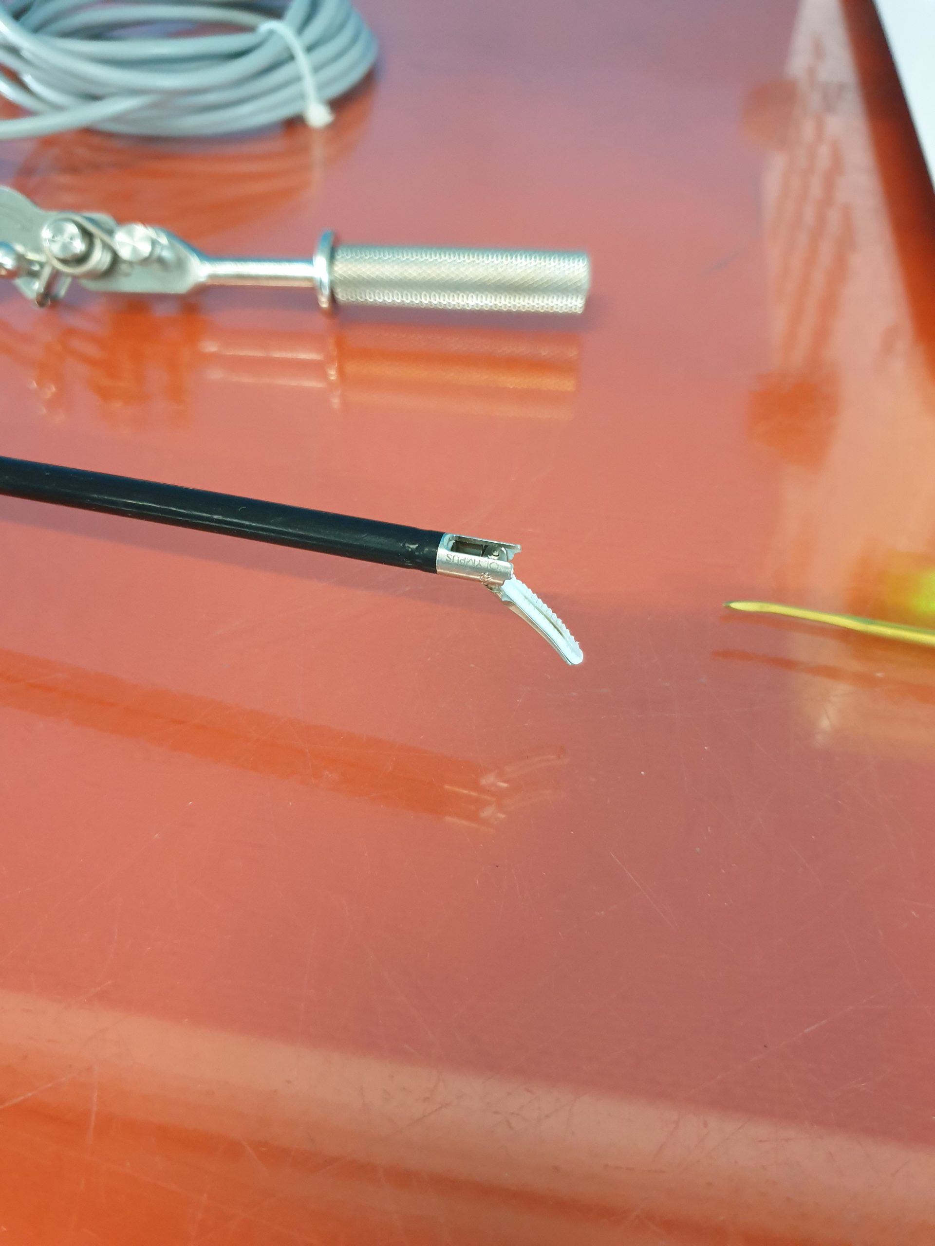 Olympus SonoSurg G2 Electrosurgical Unit with Foot Pedal MAJ1243; T3060, T3105, T3105, MAJ -1117, T3925; T3925 …. thumbnail 11