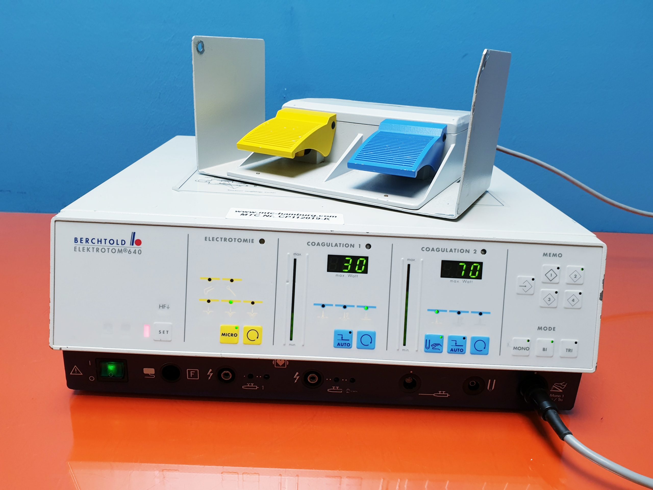Berchtold Elektrotom 640 HF-Gerät // HF-Chirugiegerät — image 1 of 5