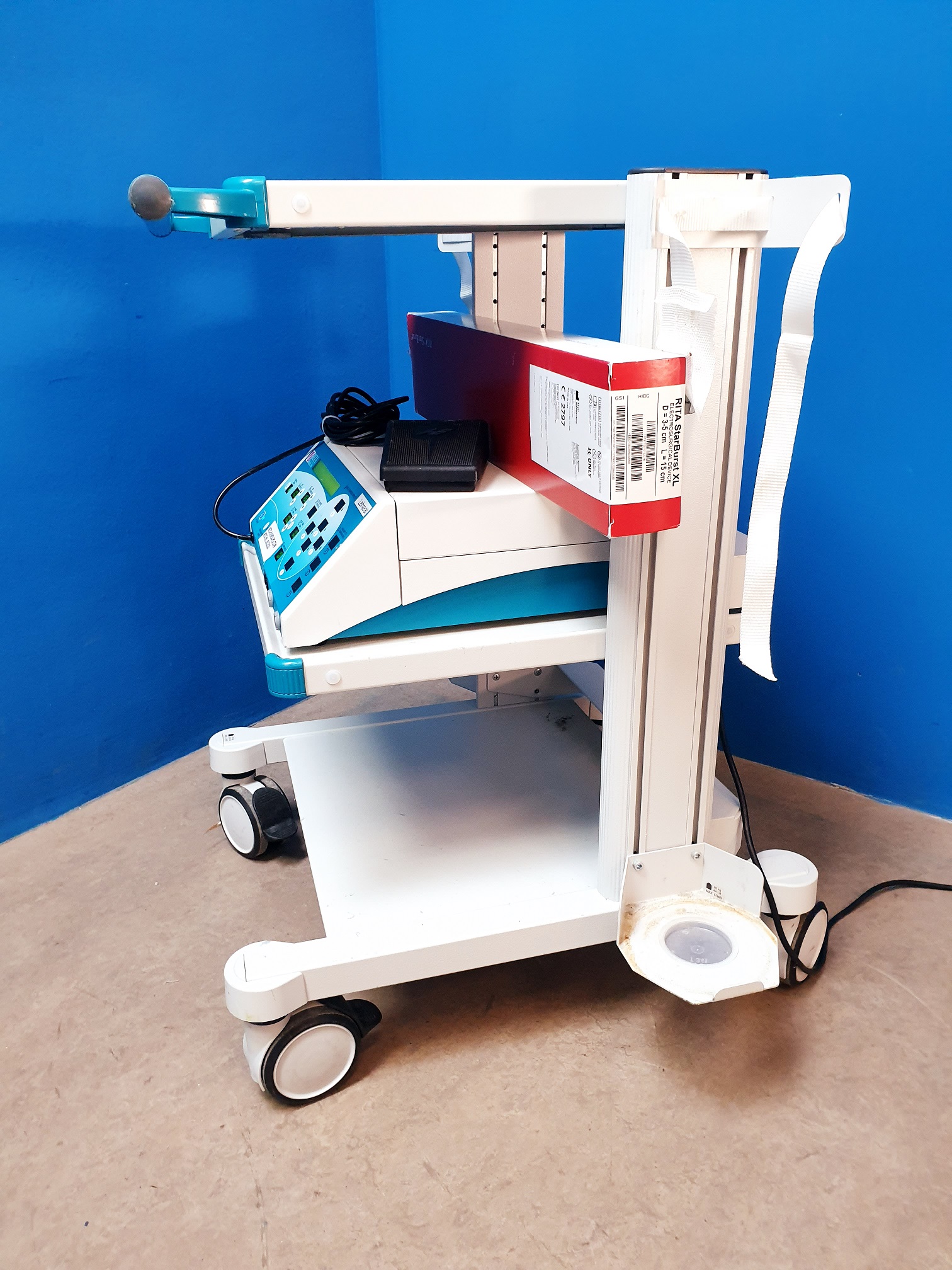 RITA Medical Systems 1500 Radio-frequency machine (AngioDynamics thumbnail 3