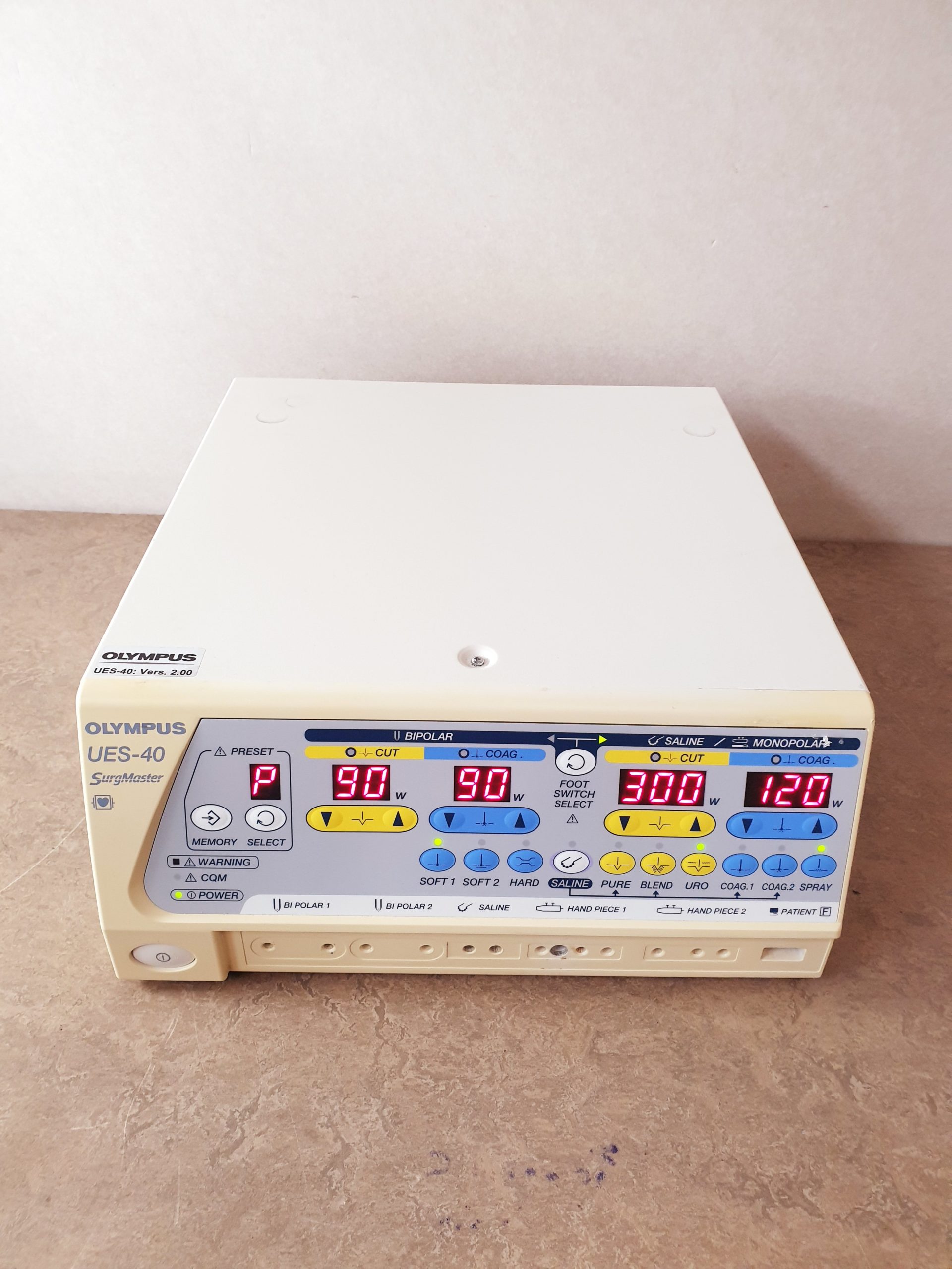 Olympus UES-40 – UES40 UES 40 SurgMaster Electrosurgical Unit – Bipolar Monopolar mit Fusspedal thumbnail 3