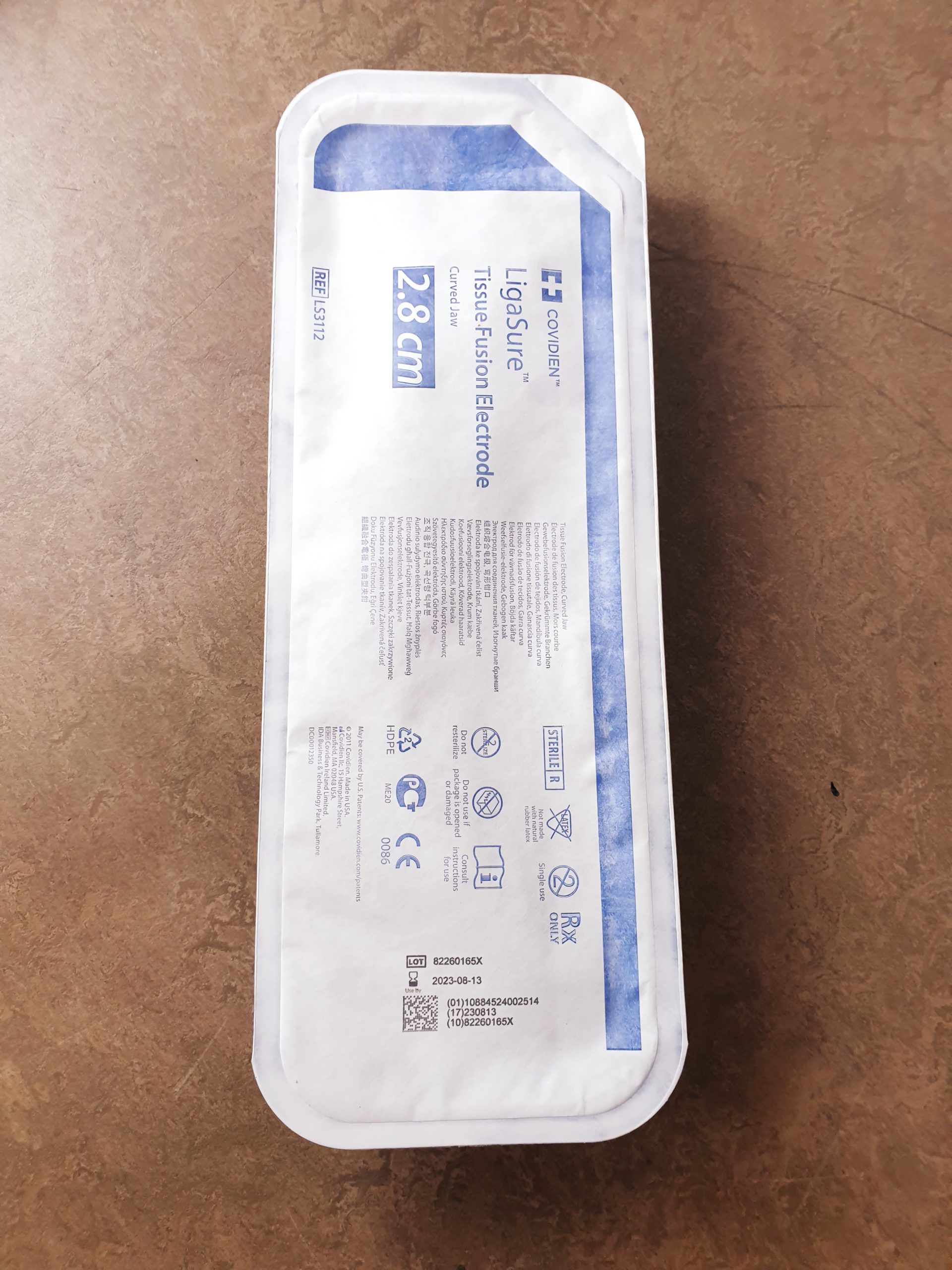 Covidien Medtronic LS3112 LigaSure Xtd Electrode Curved LS 3112 Use By 08/2023 thumbnail 3
