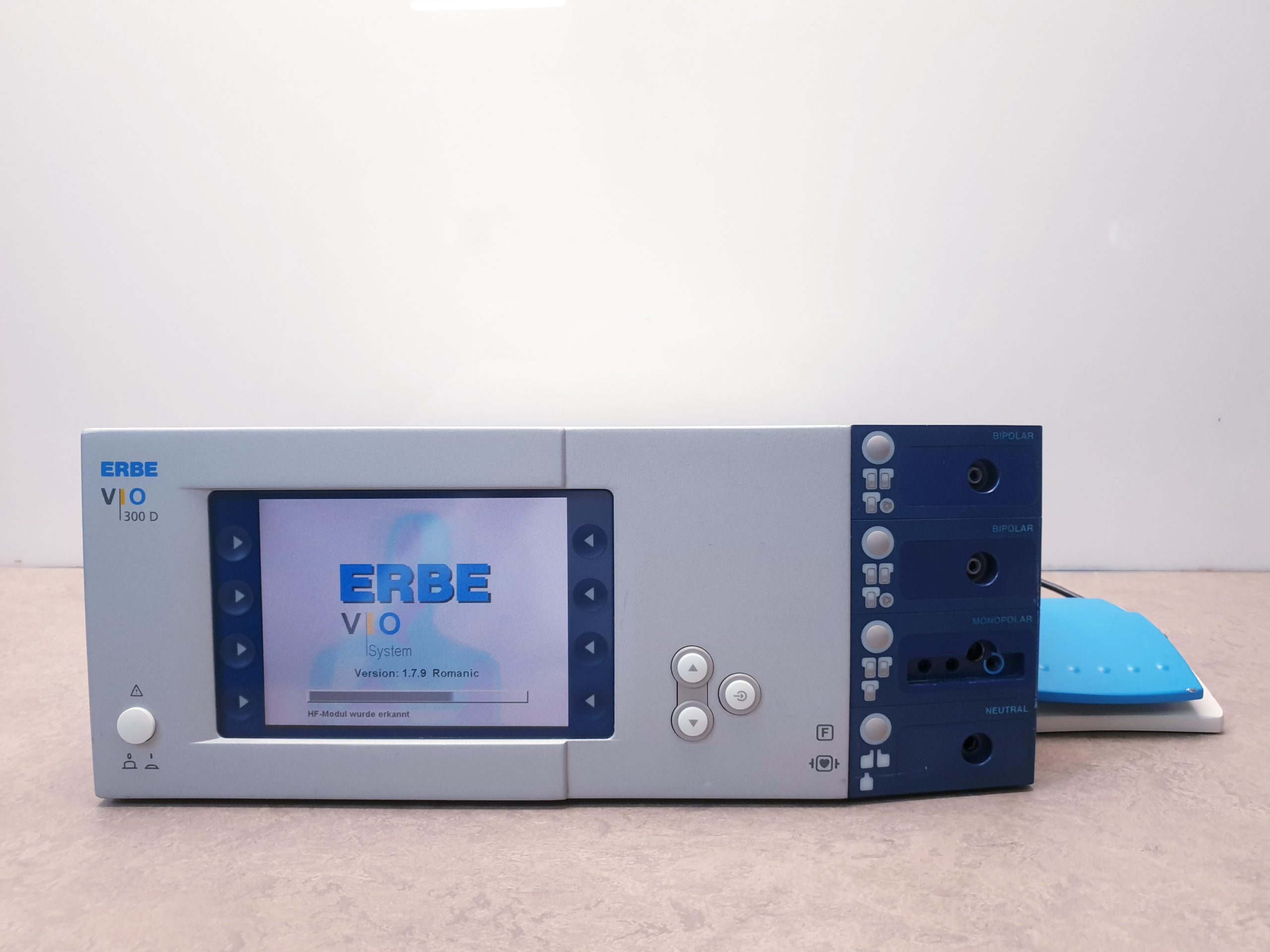 Erbe Vio 300D mit fußpedal Version 1.7.9 Romanic — image 1 of 14