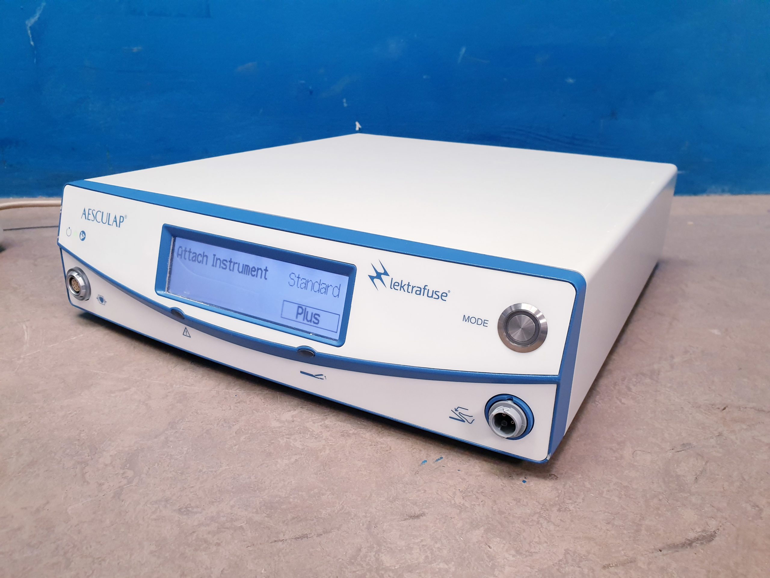 Aesculap GN200 GN 200 Lektrafuse RF Generator HF Generator Bipolar ESU Electrosurgical thumbnail 6