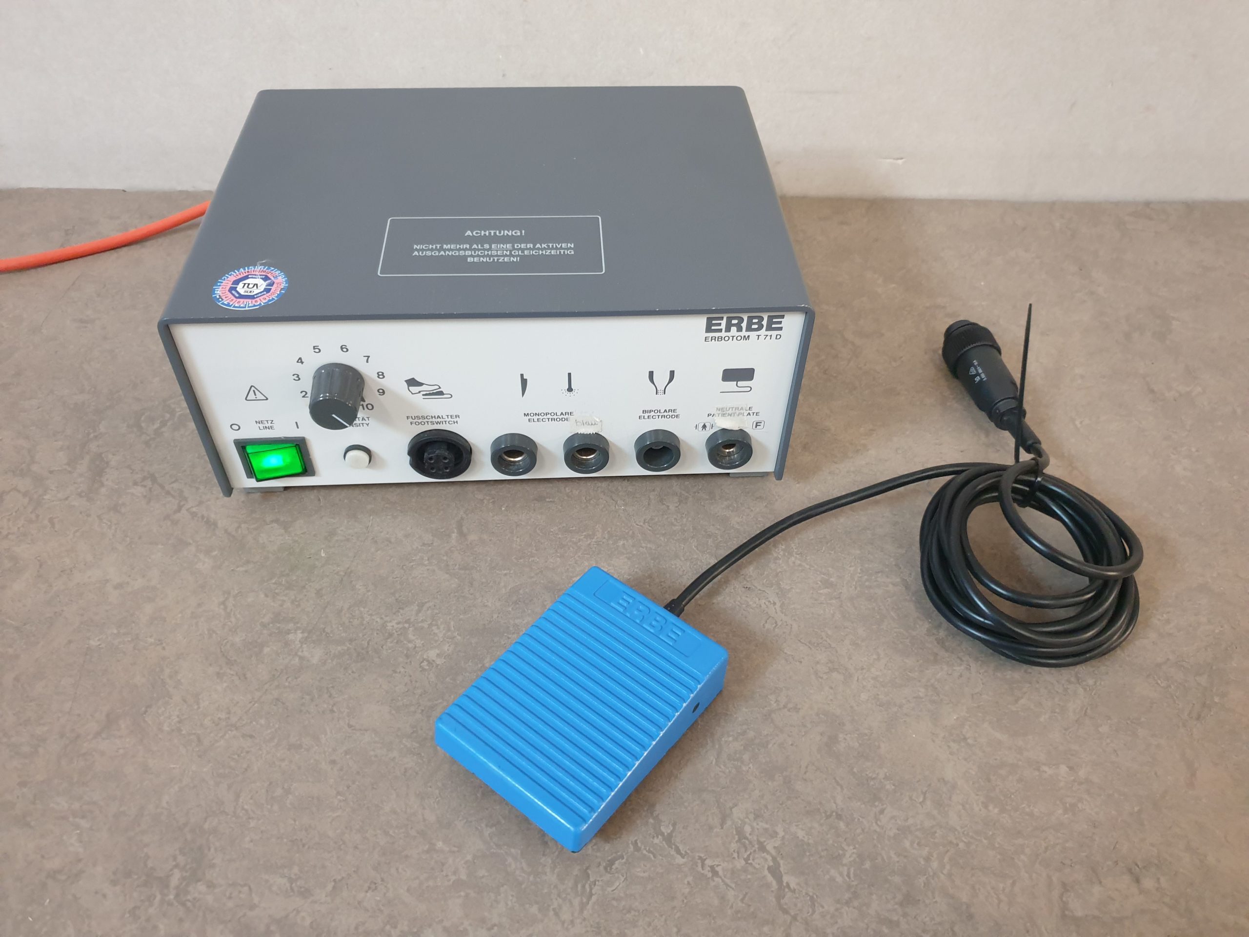HF Gerät Erbe Erbotom T 71 D // T71D / Erbe Elektromedizin — image 1 of 5