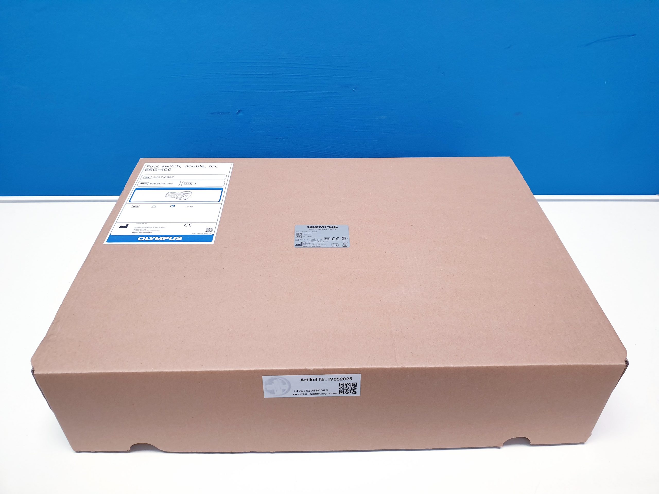 Olympus WB50402W Double Pedal Foot Switch for ESG 400 Electrosurgical Unit thumbnail 2